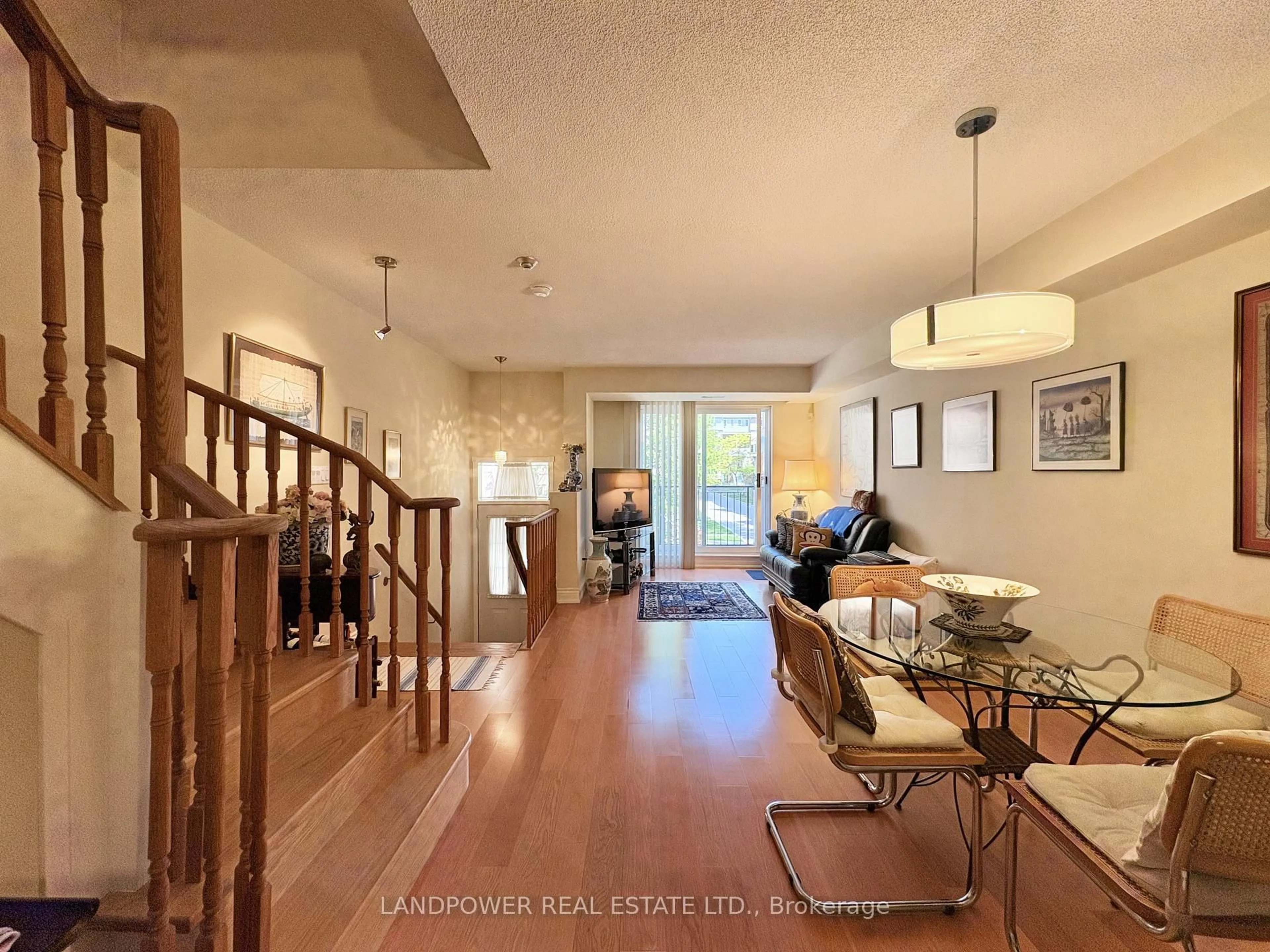 Dining room, unknown for 309 Grandview Way, Toronto Ontario M2N 6V3