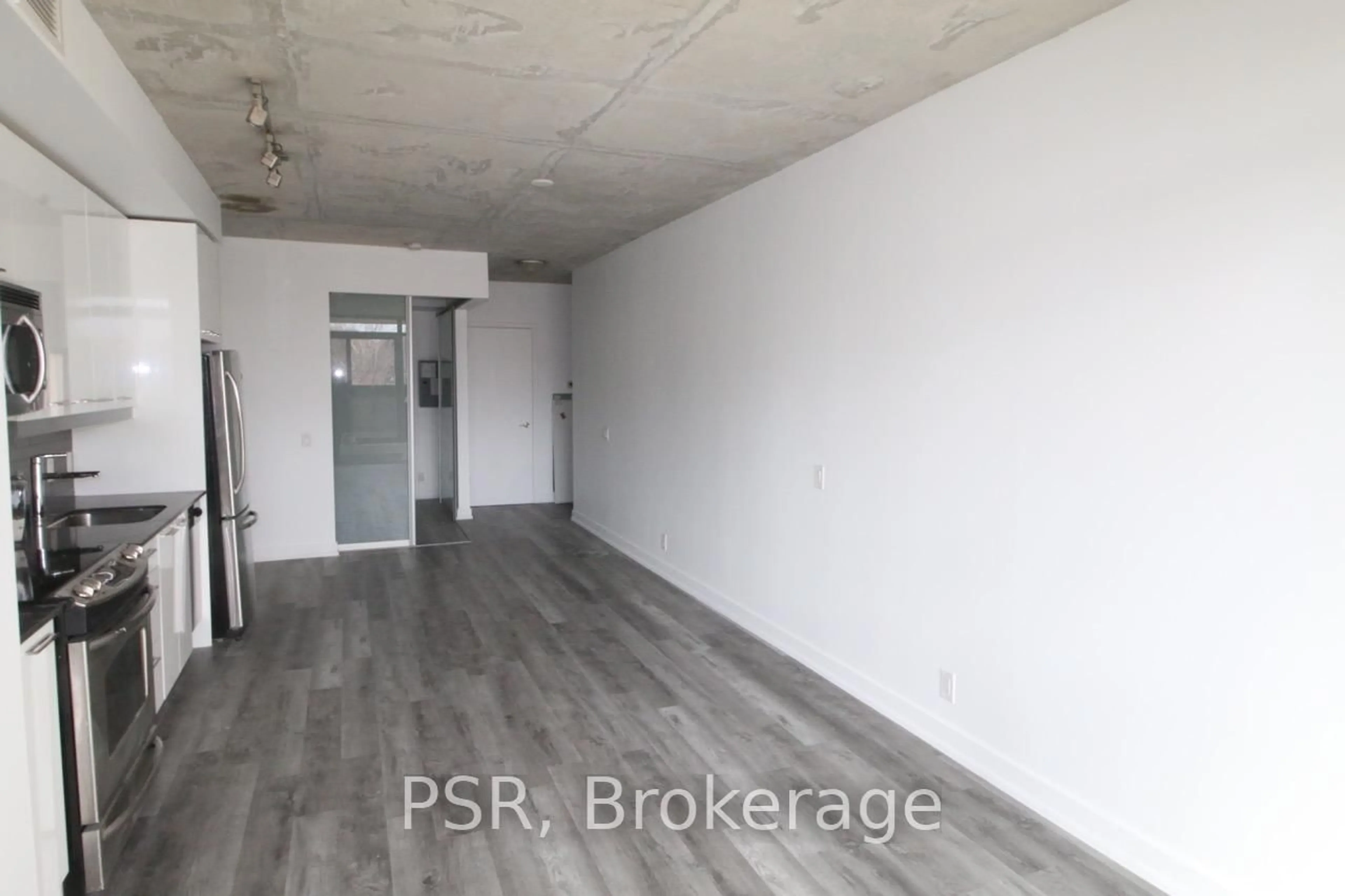 A pic of a room for 2 Gladstone Ave #209, Toronto Ontario M6J 1J6