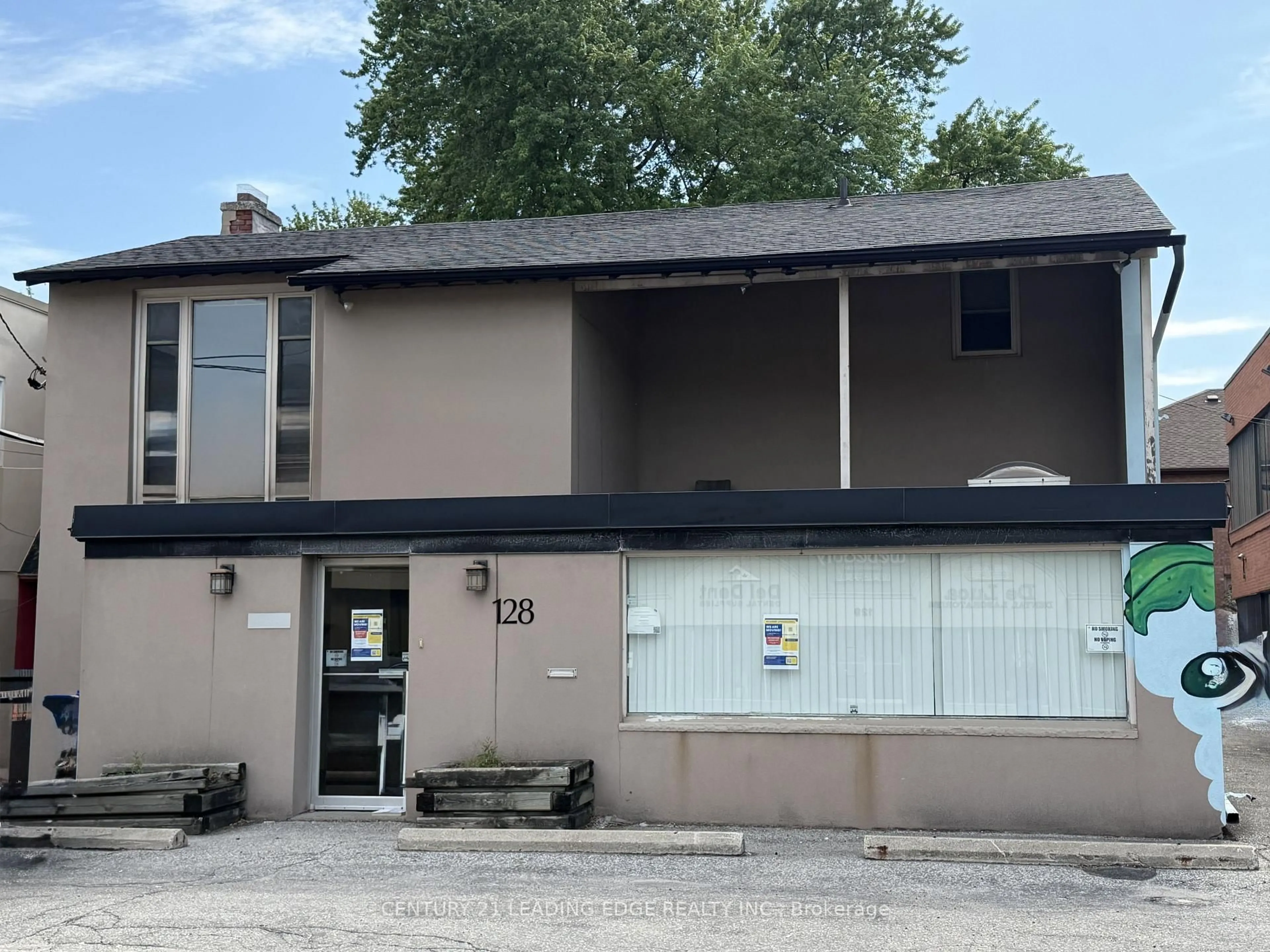 Unknown for 203 Finch Ave, Toronto Ontario M2R 1M2