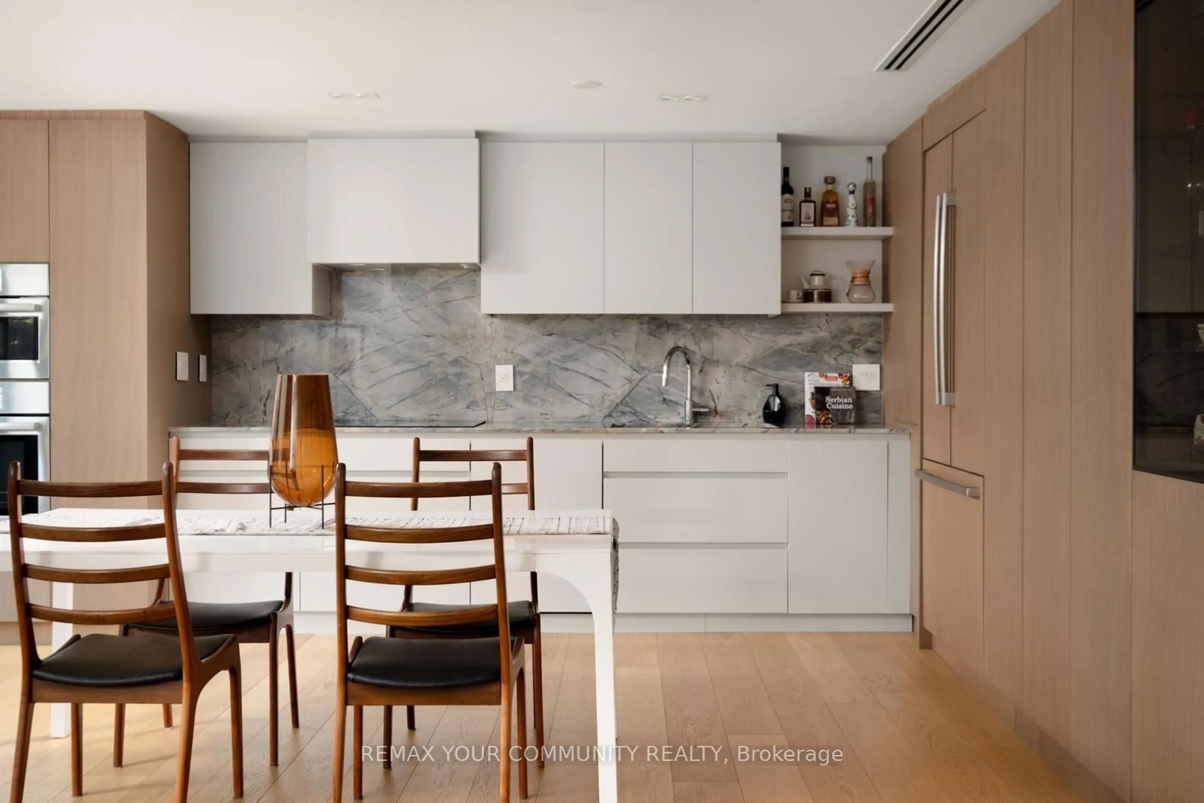 Contemporary kitchen, unknown for 349 St Clair Ave #109, Toronto Ontario M5P 1N3