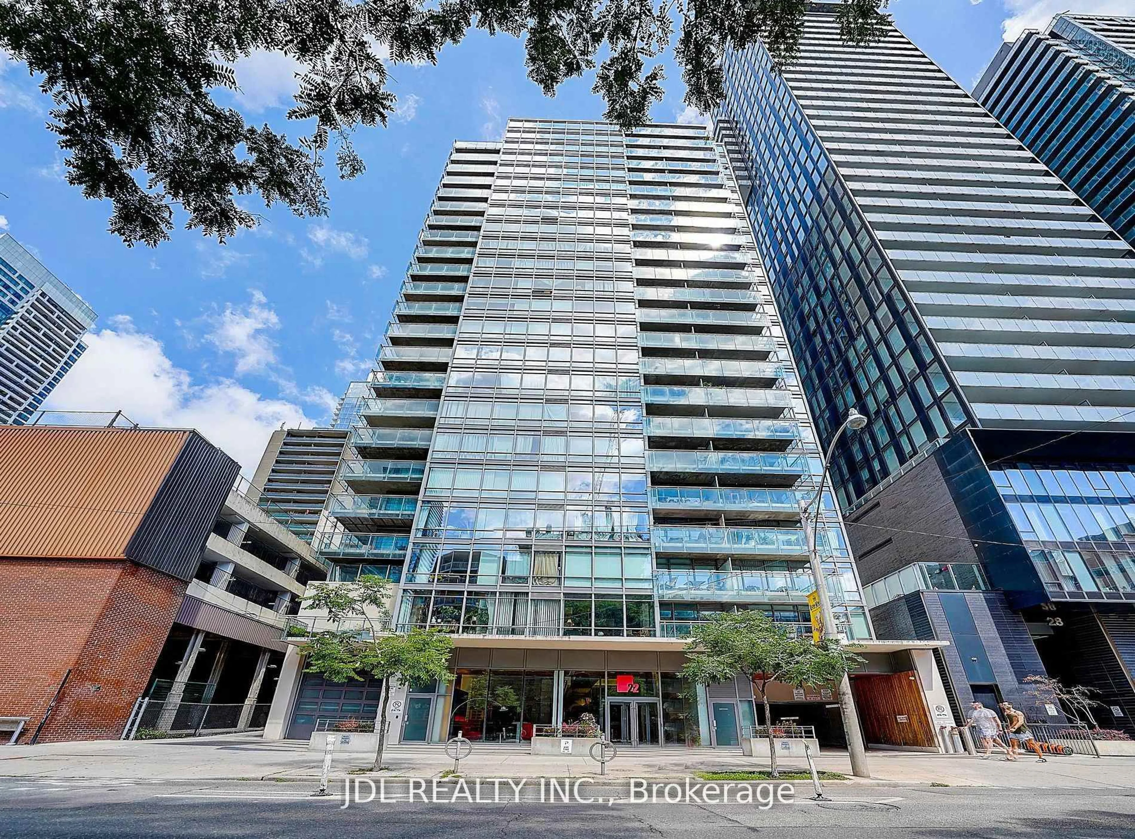 Indoor foyer for 22 Wellesley St #2105, Toronto Ontario M4Y 1G3