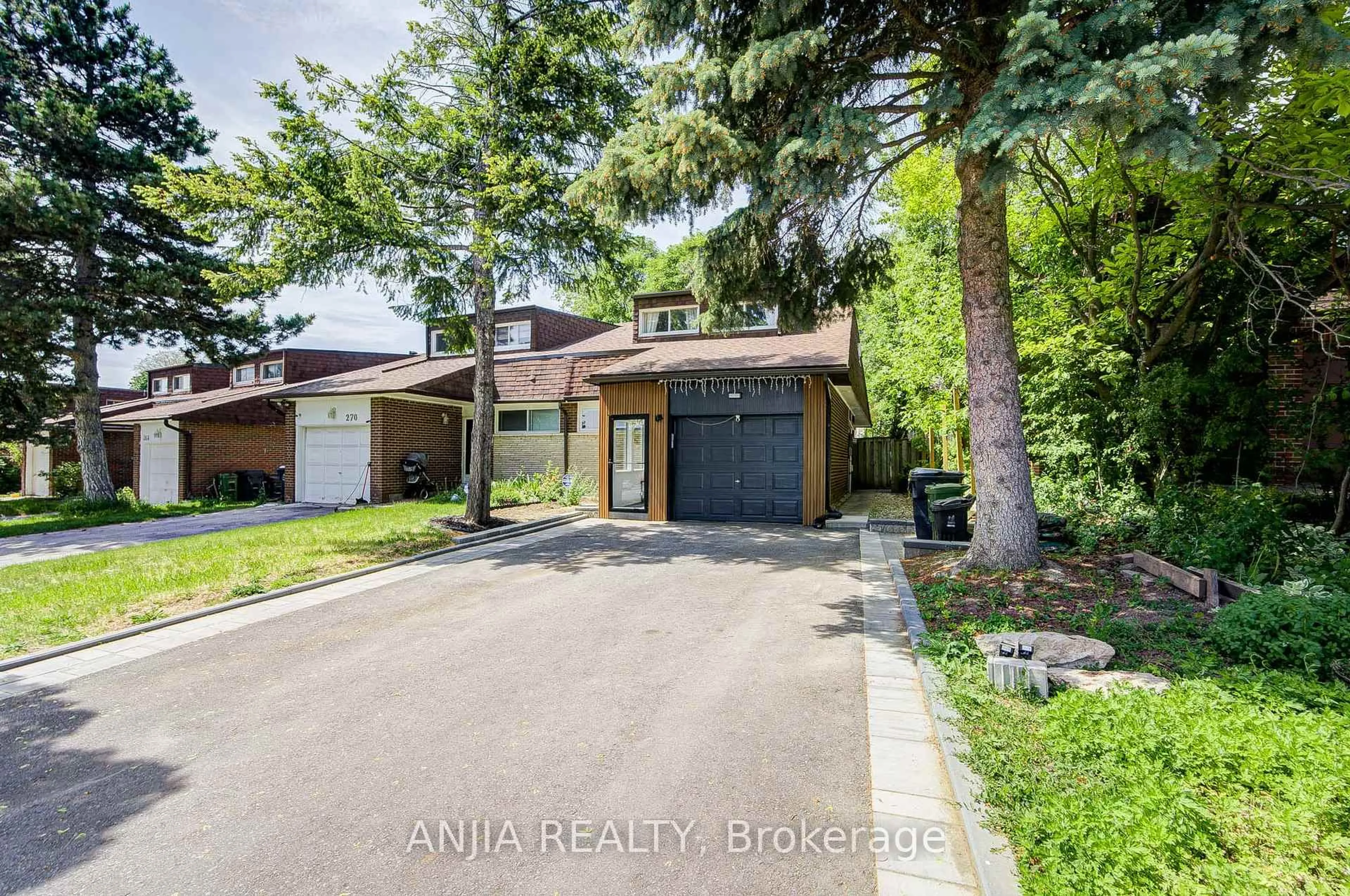 Home with brick exterior material, street for 272 McNicoll Ave, Toronto Ontario M2H 2C7