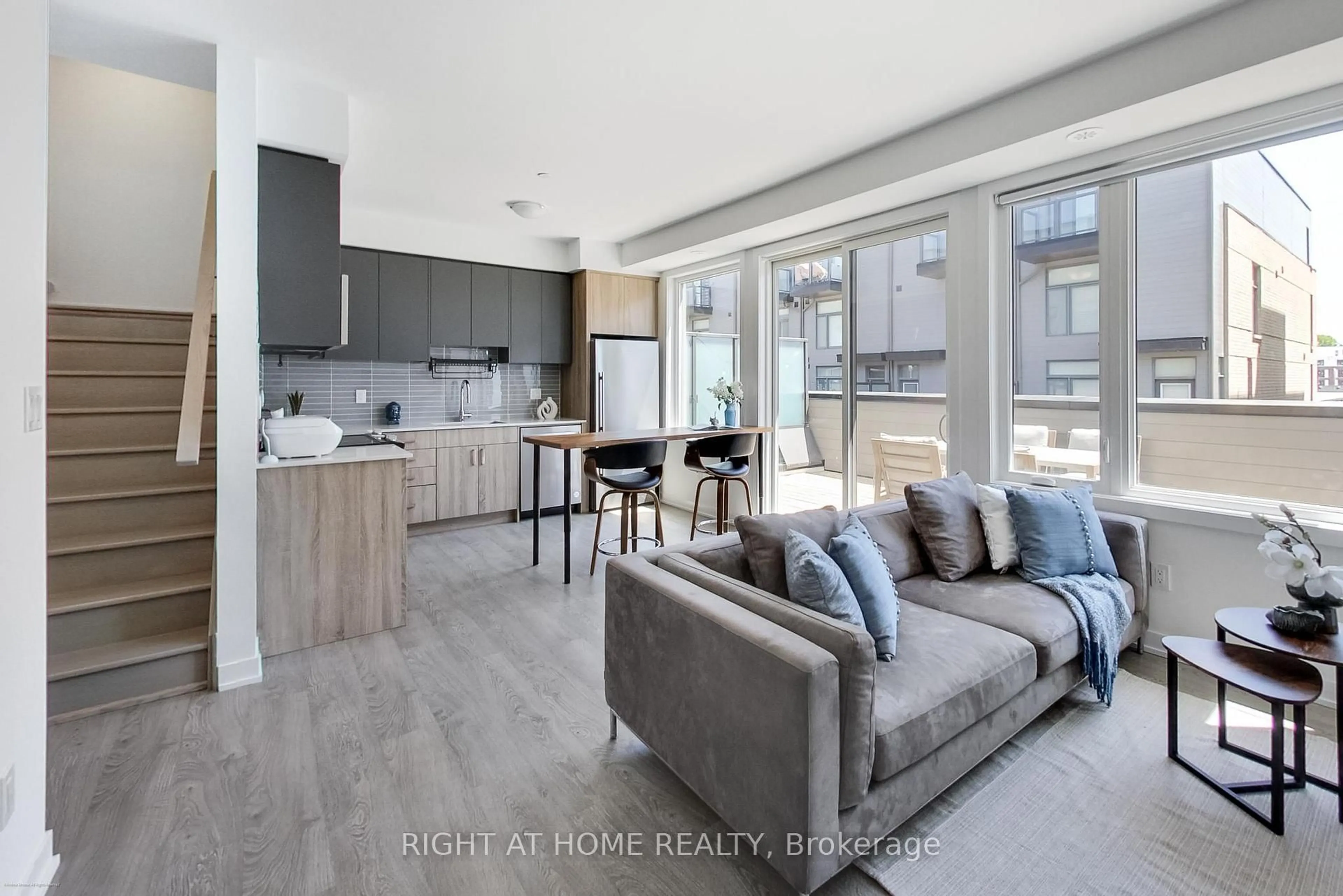 Open concept kitchen, unknown for 88 Turtle Island Rd #10, Toronto Ontario M6A 0E4