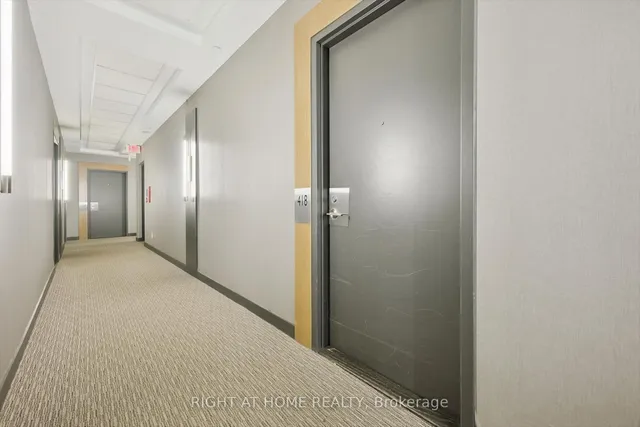 1030 King St #418, Toronto 5