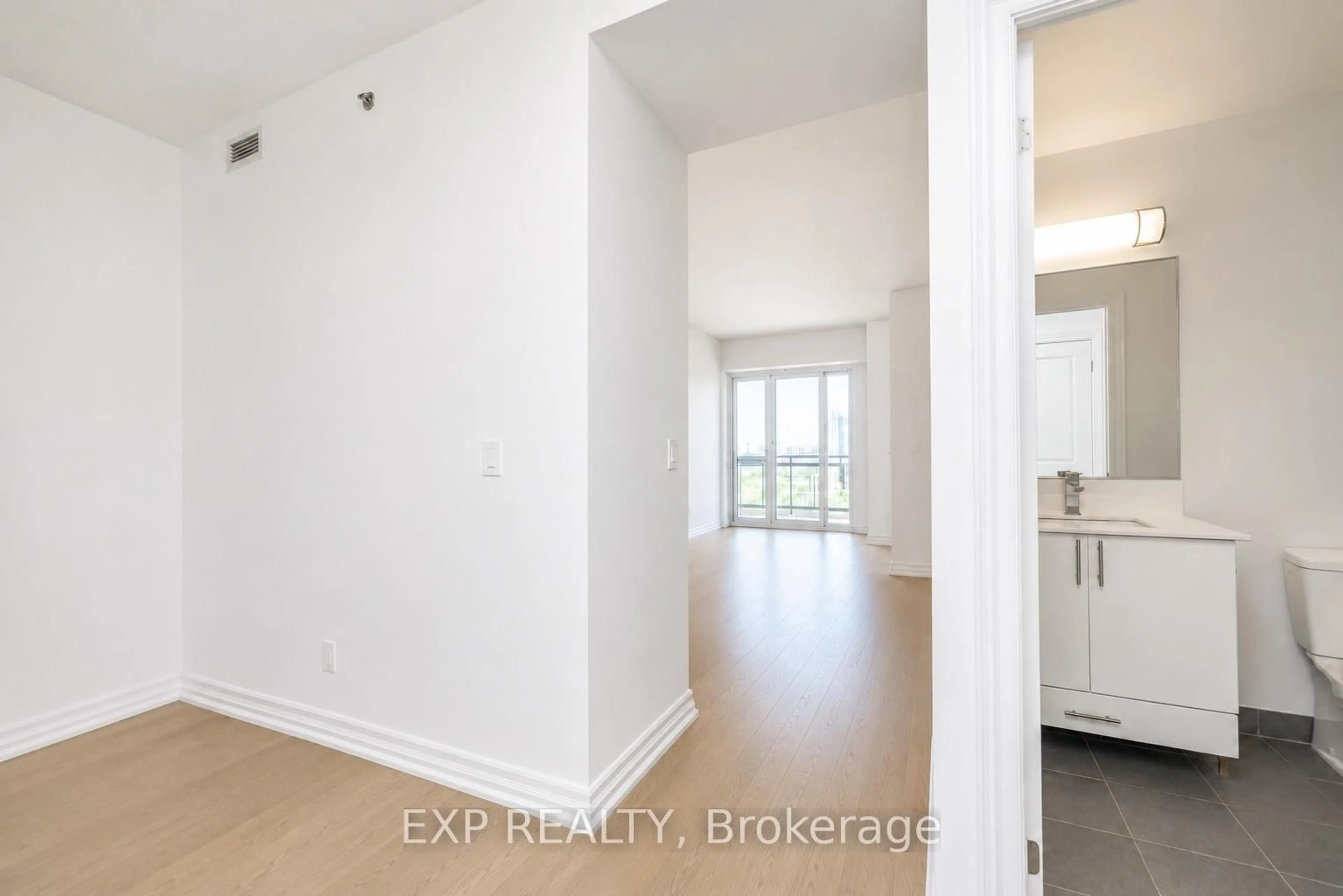 Unknown for 225 Sackville St #1306, Toronto Ontario M5A 3H1
