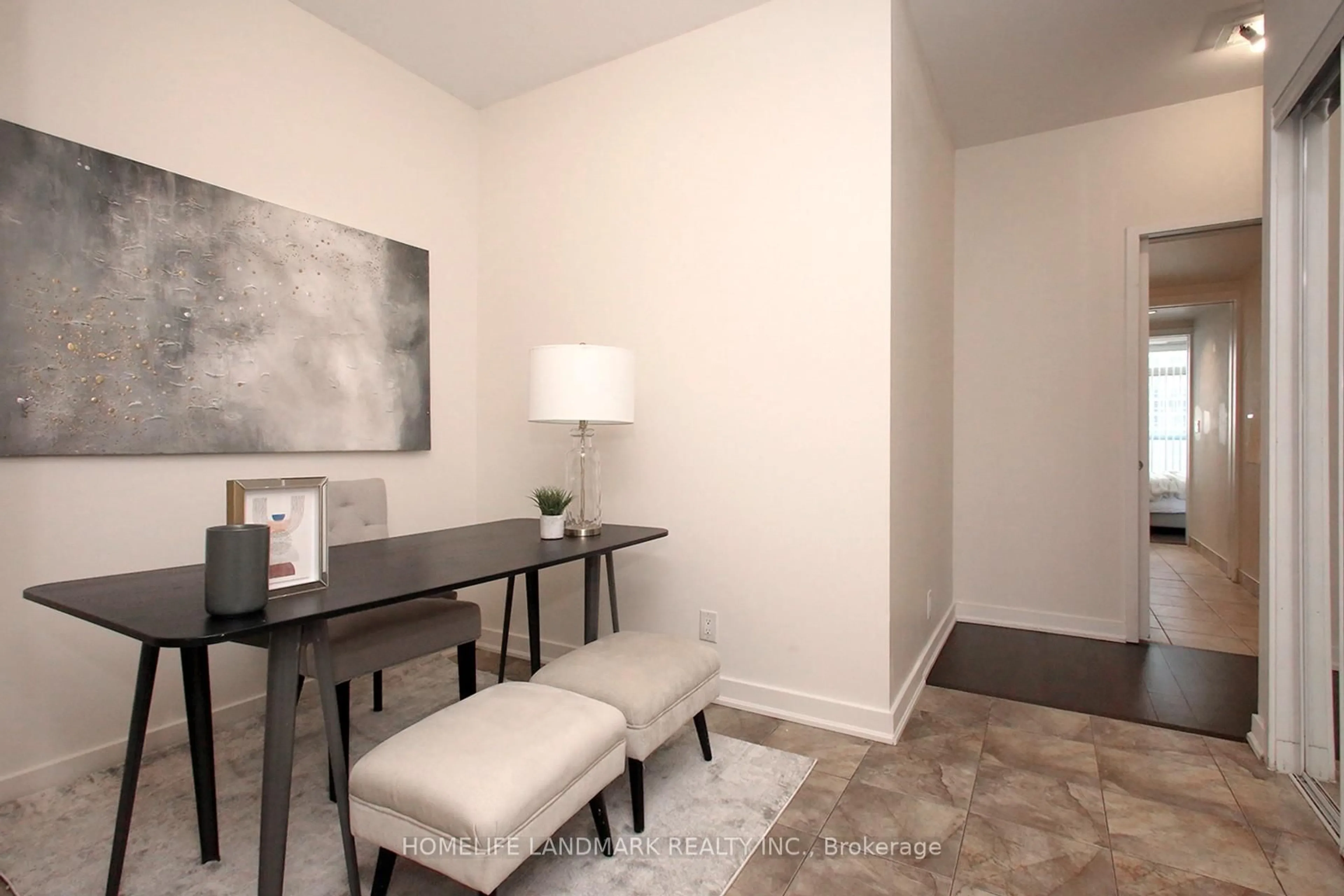 A pic of a room for 12 York St #1504, Toronto Ontario M5J 0A9