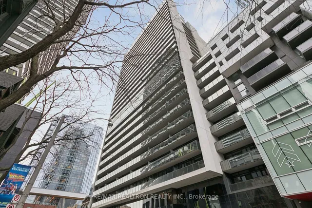 330 Richmond St #307, Toronto 4