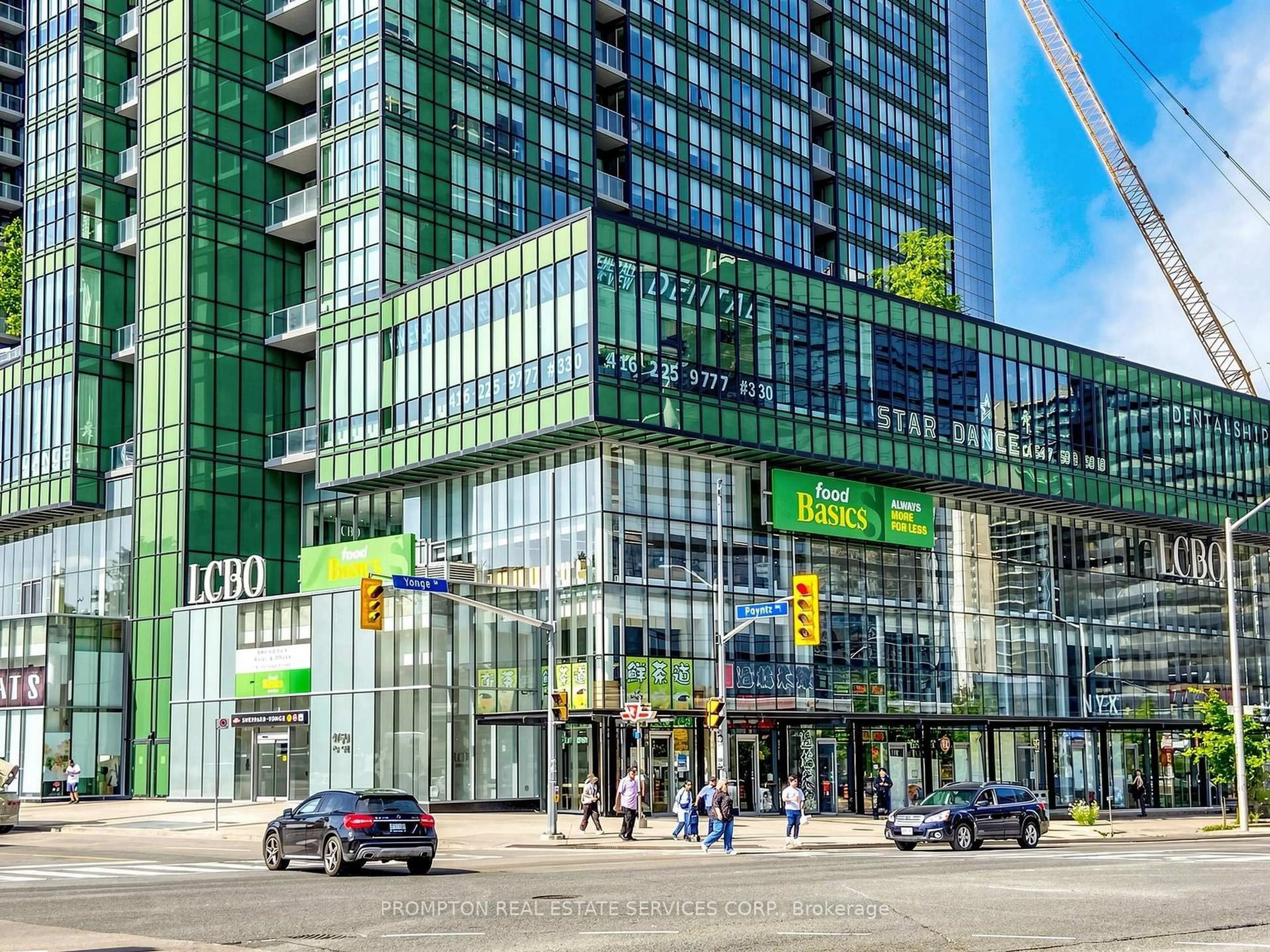 Indoor foyer for 9 Bogert Ave #3301, Toronto Ontario M2N 0H3