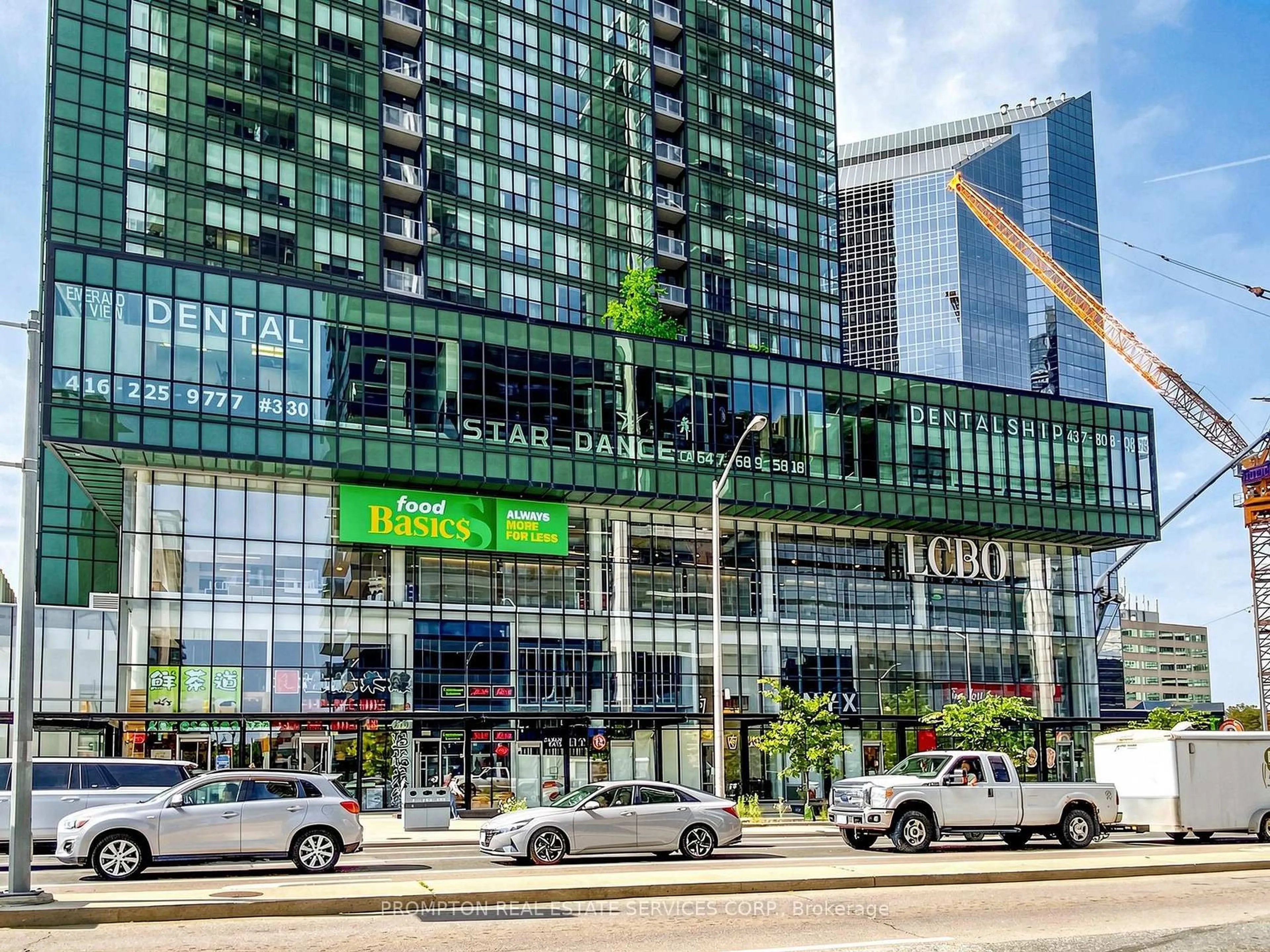 Indoor foyer for 9 Bogert Ave #3301, Toronto Ontario M2N 0H3