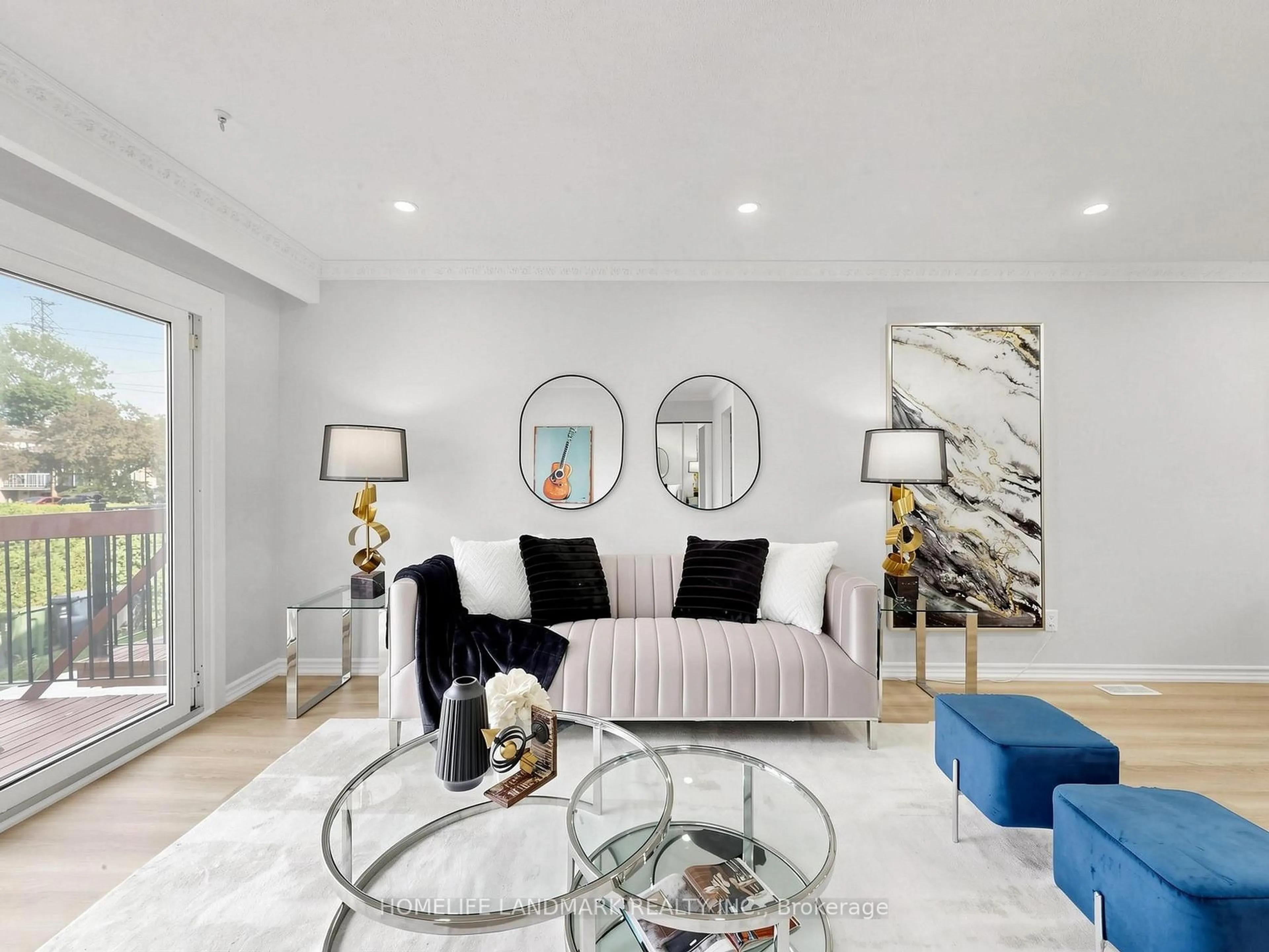 Living room with furniture, unknown for 4 Hines Dr, Toronto Ontario M2H 2M1