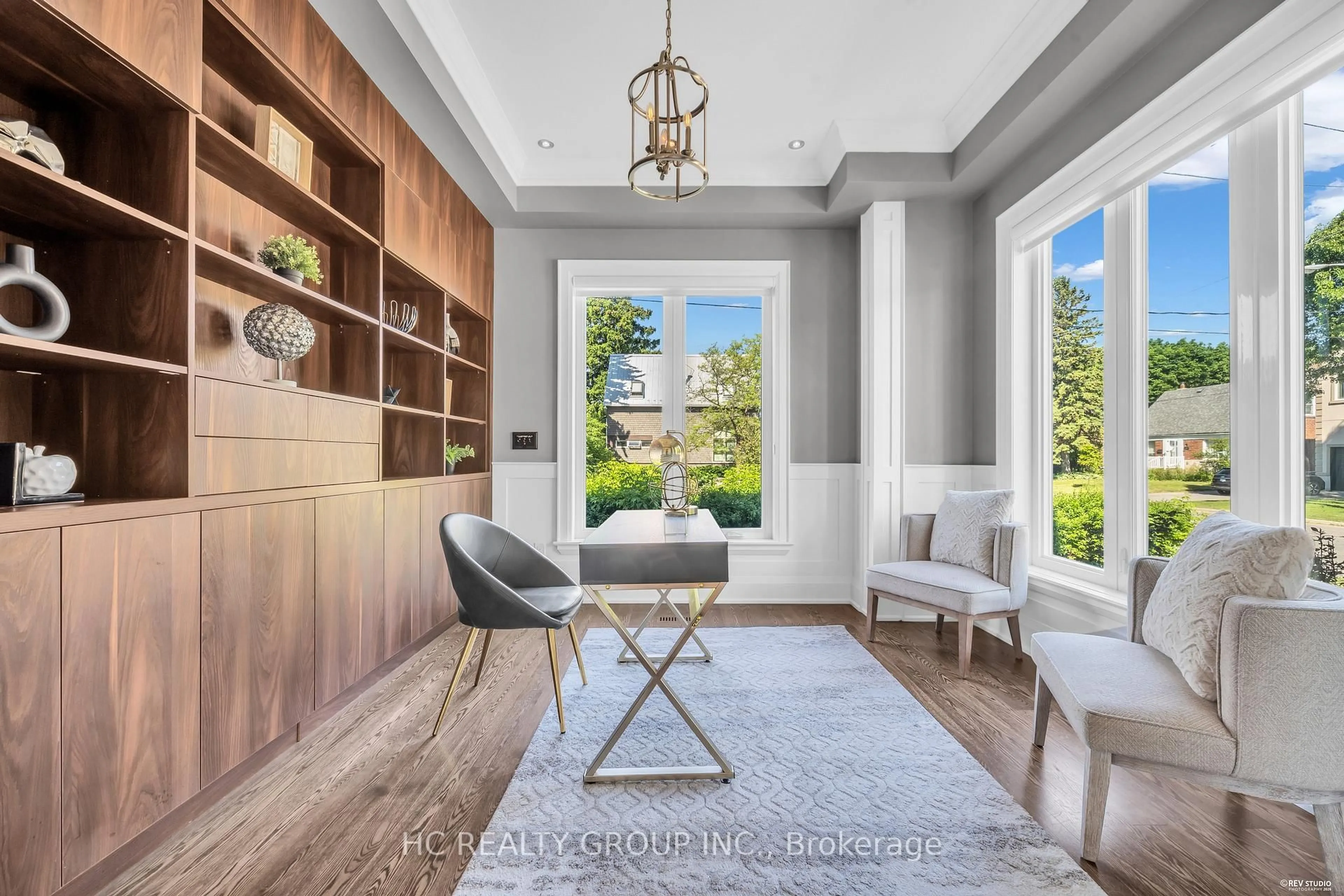 Indoor entryway for 15 Bevdale Rd, Toronto Ontario M2N 2G3