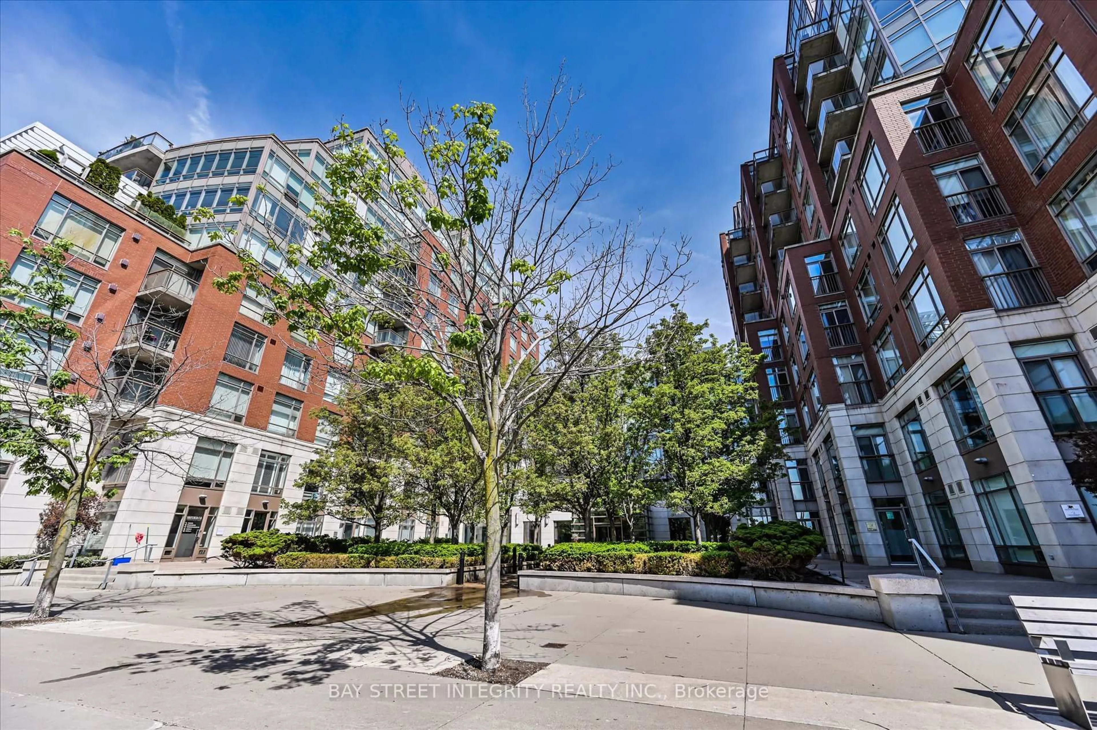Unknown for 500 Queens Quay #512W, Toronto Ontario M5V 3K8