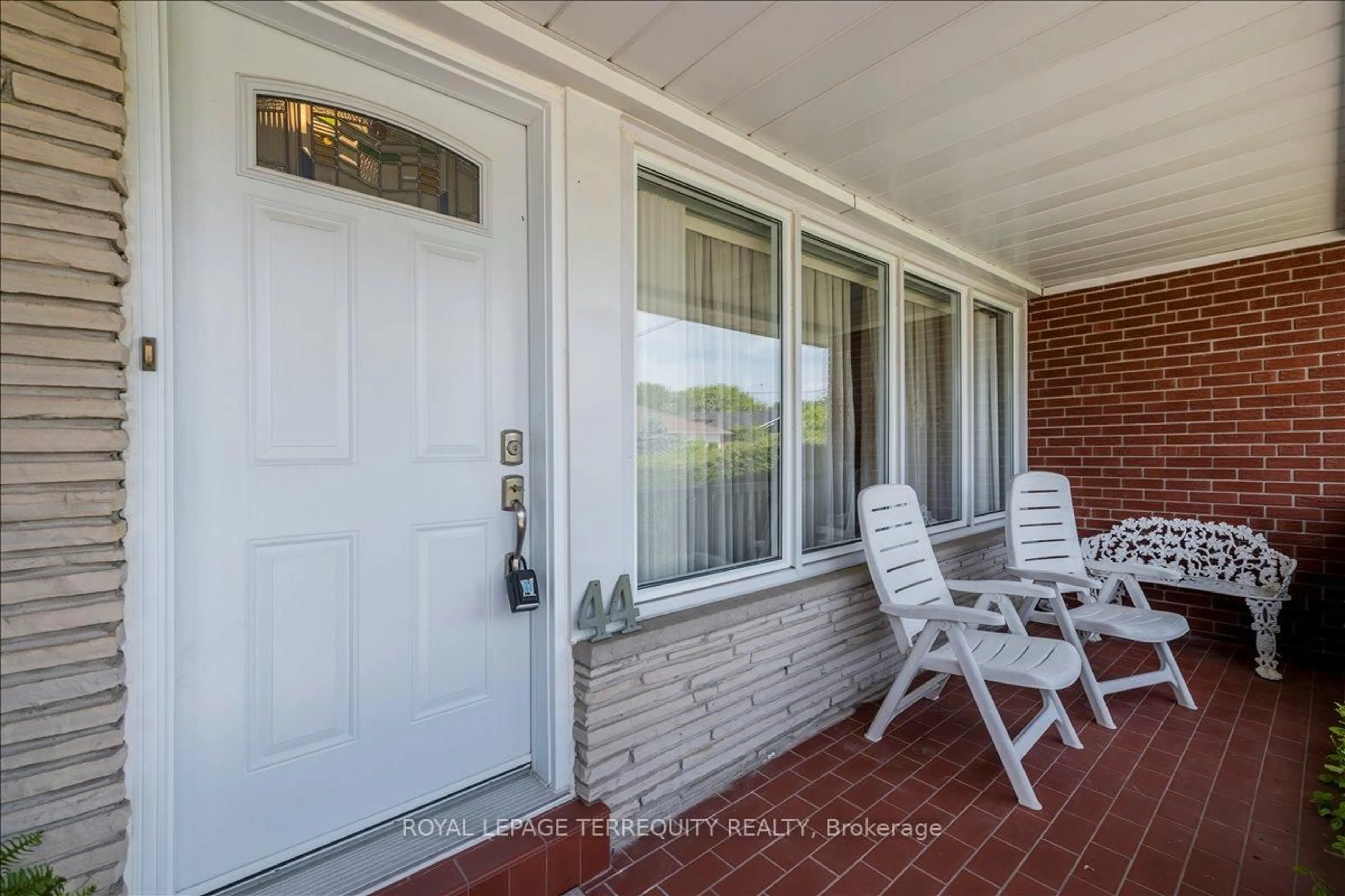 Unknown for 44 Margaret Ave, Toronto Ontario M2J 4C3