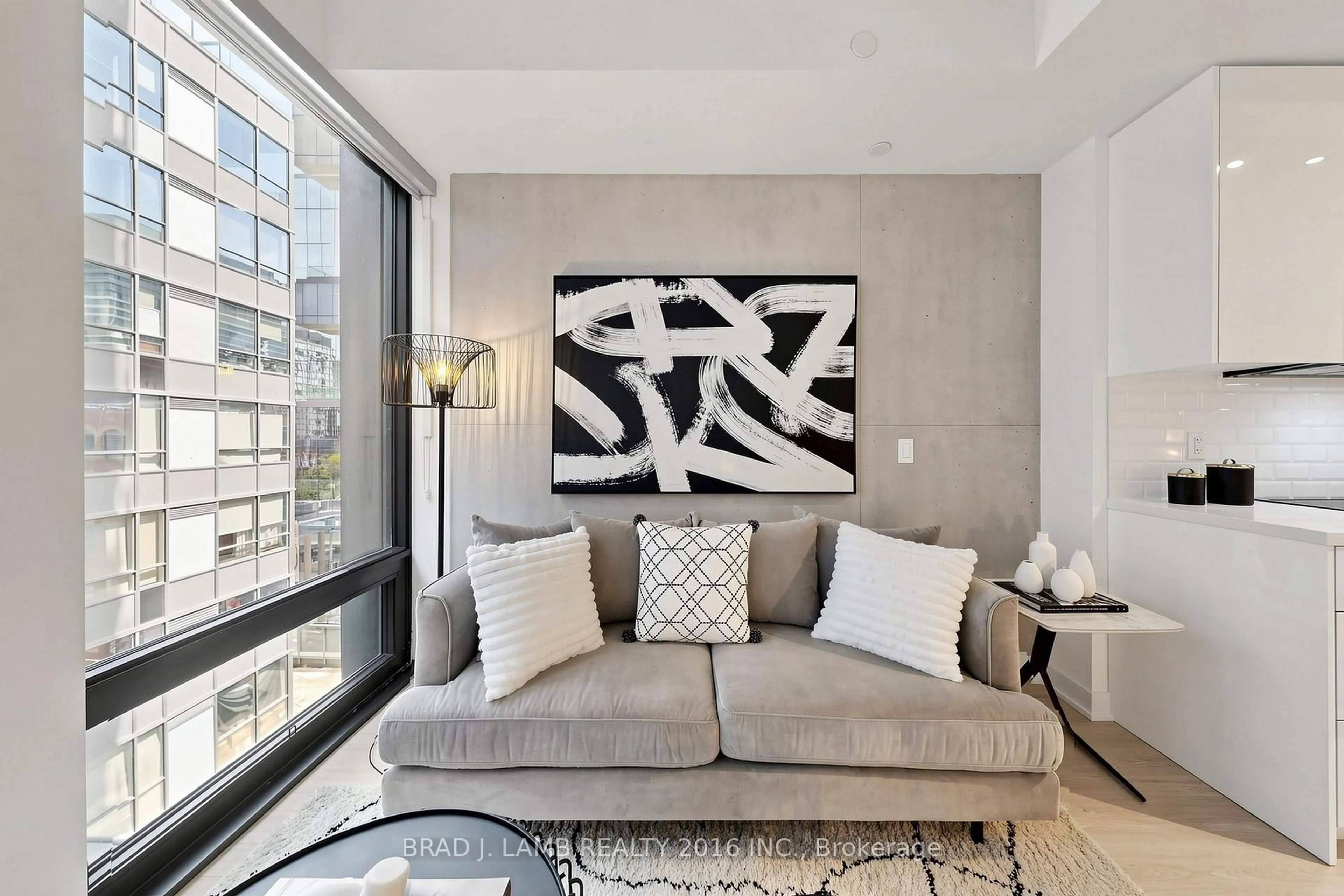 Living room with furniture, unknown for 284 King St #701, Toronto Ontario M5A 1K4