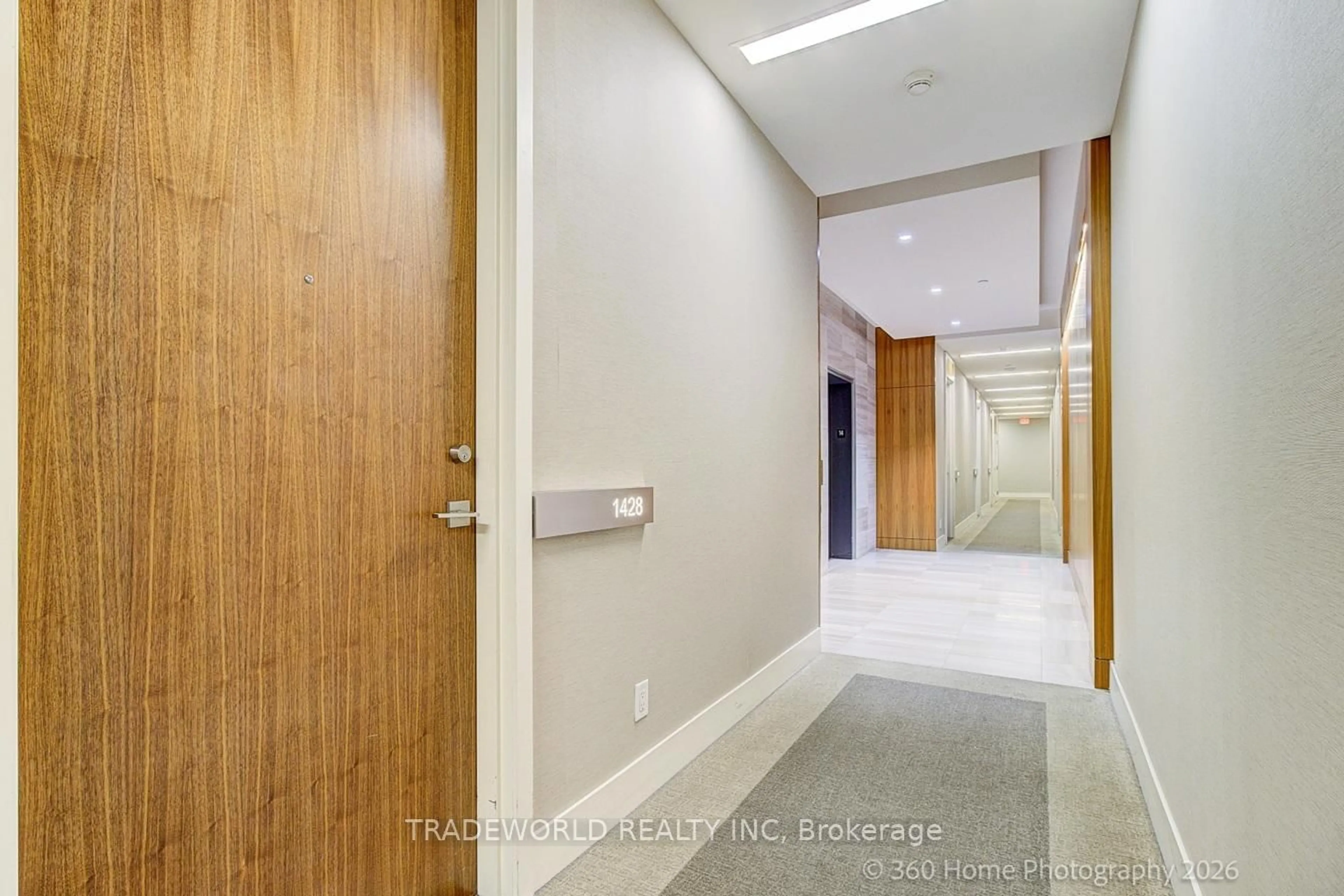 Indoor foyer for 111 St. Clair Ave #1428, Toronto Ontario M4V 1N5