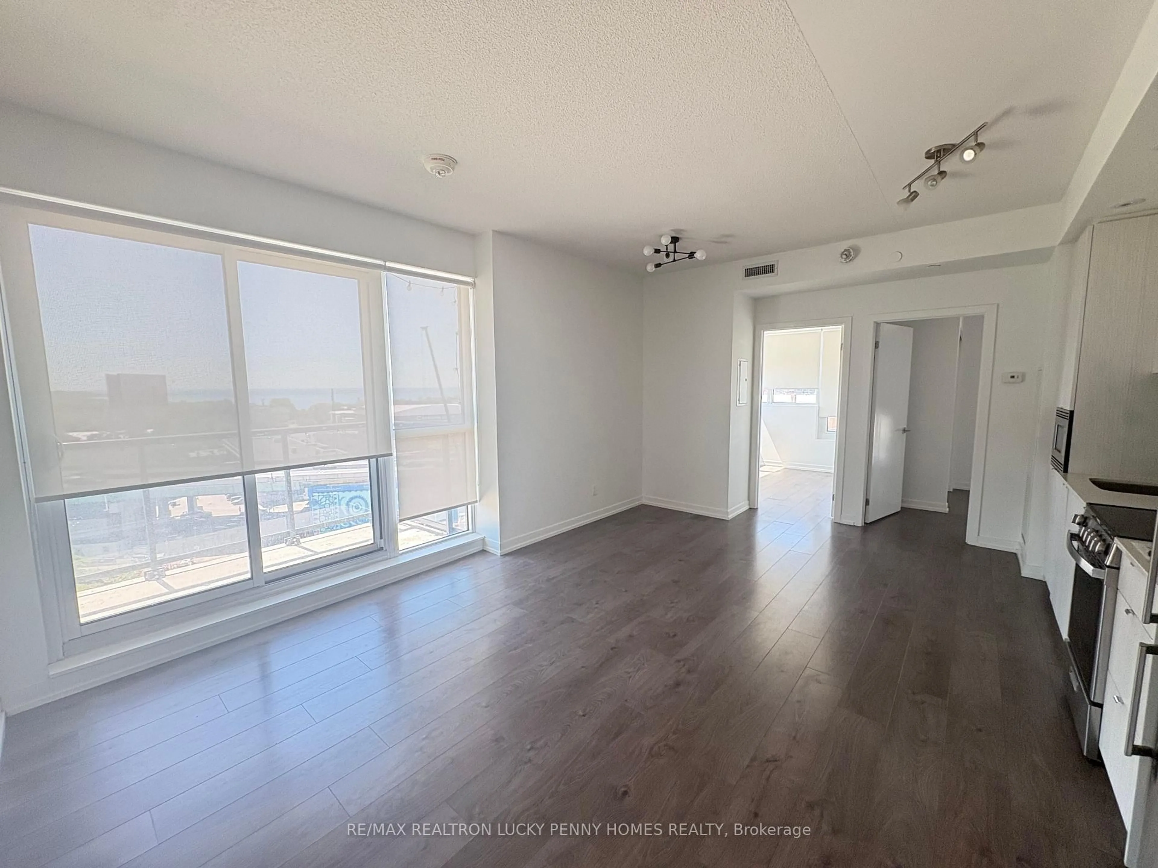 A pic of a room for 49 East Liberty St #903, Toronto Ontario M6K 0B2