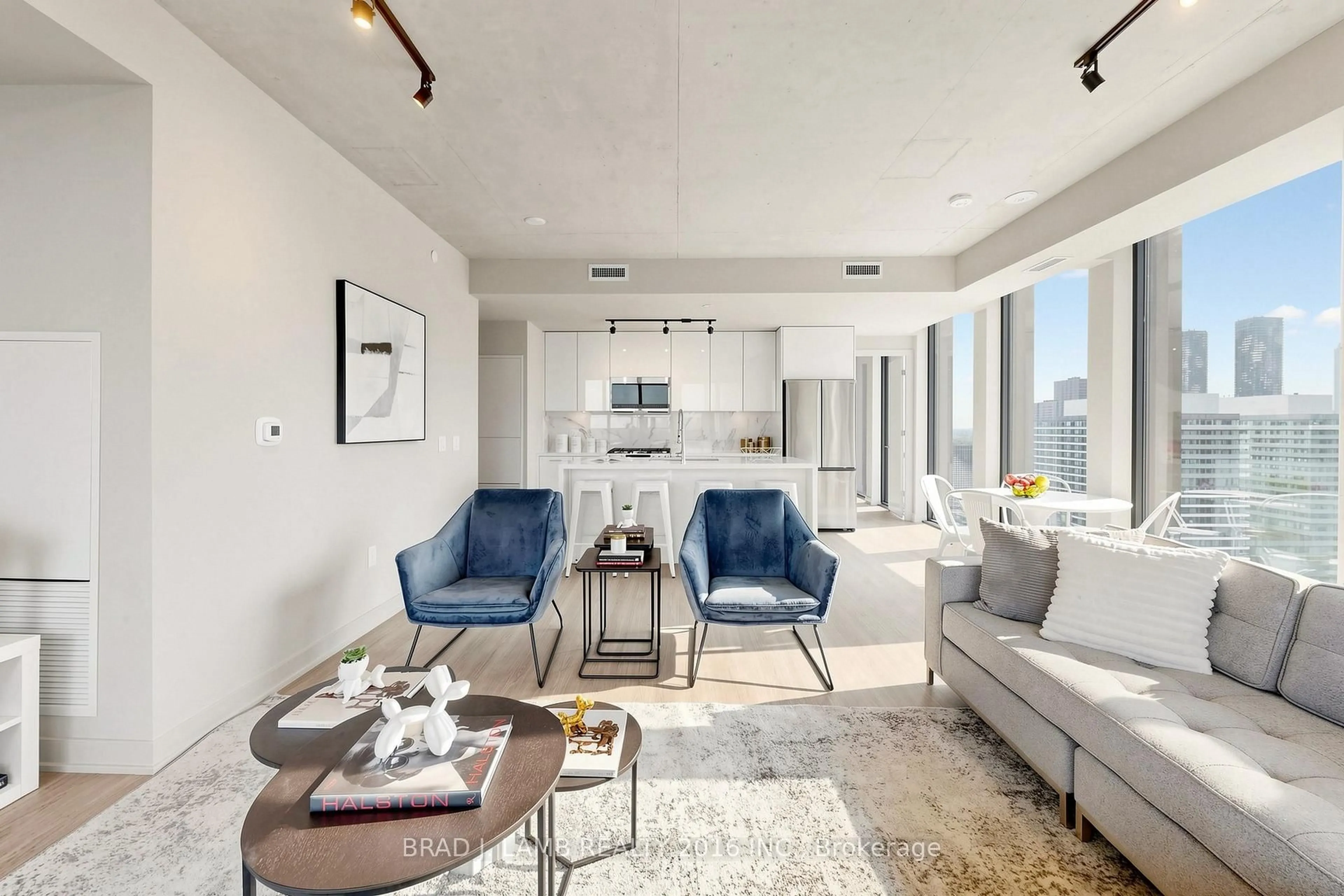 Living room with furniture, unknown for 284 King St #2903, Toronto Ontario M5A 1K4