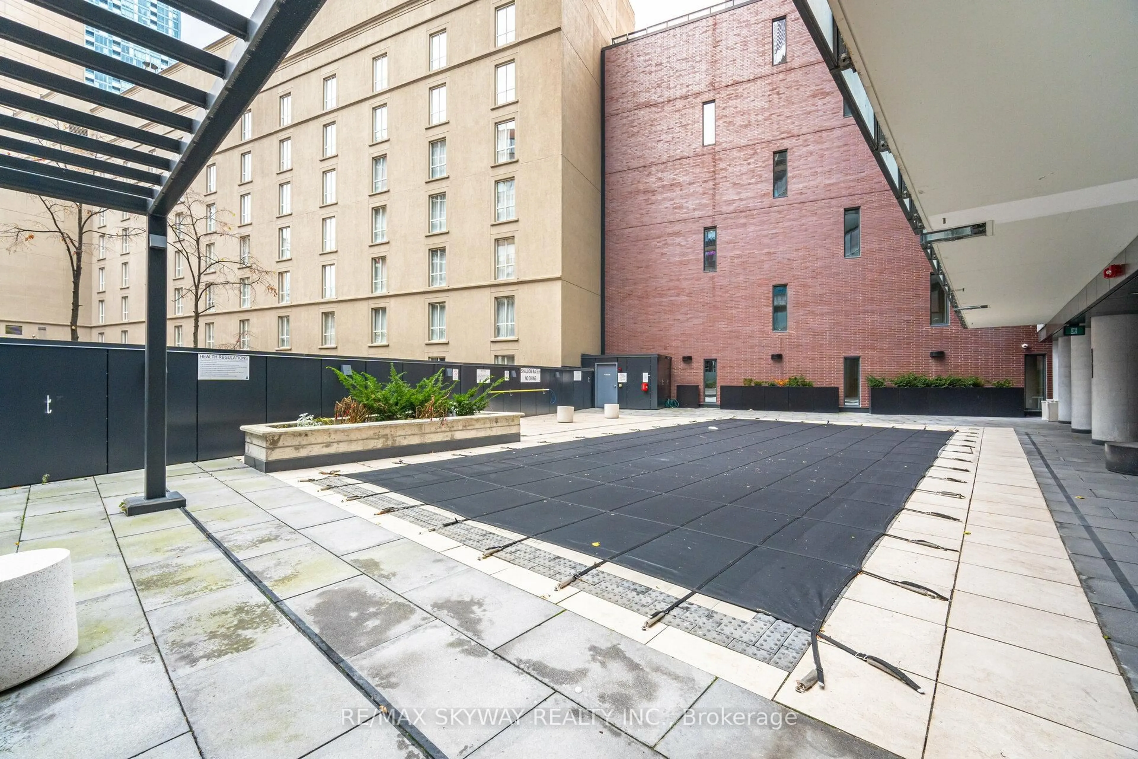 Patio, building for 2A Church St #1409, Toronto Ontario M5E 0E1