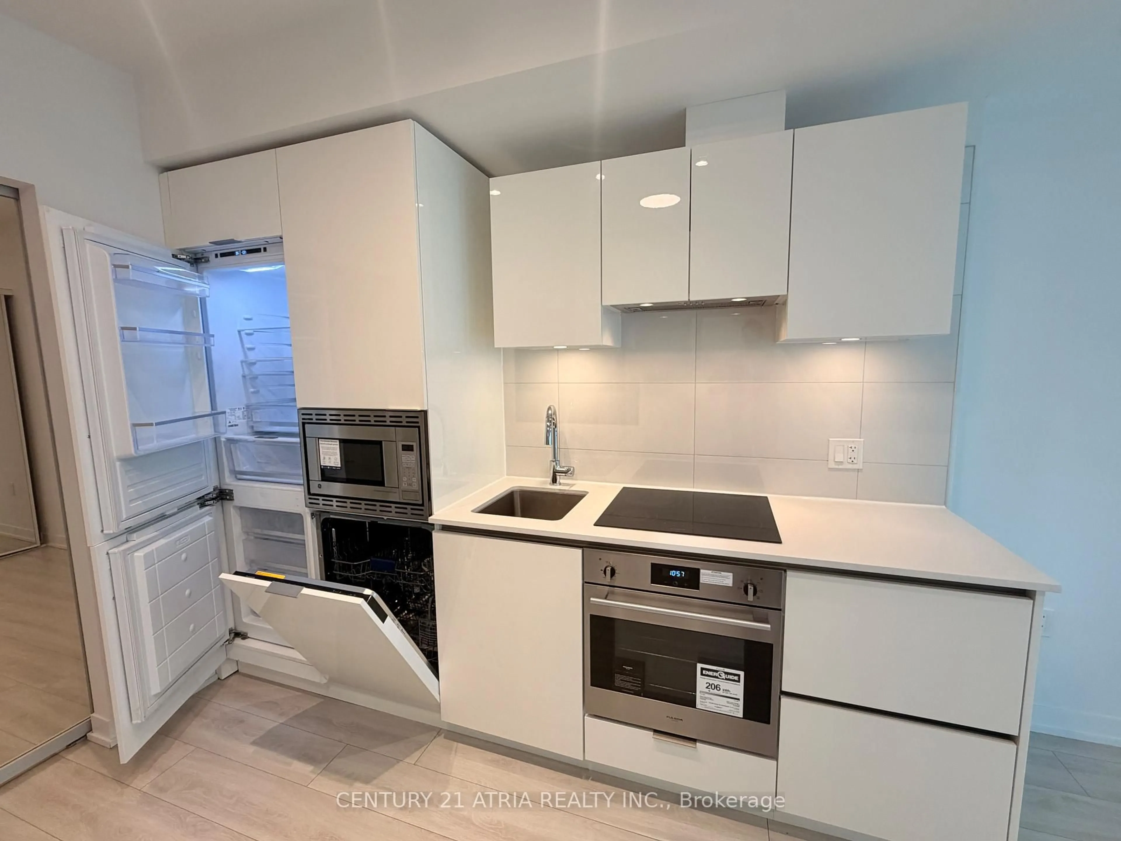 Standard kitchen, unknown for 121 St Patrick St #421, Toronto Ontario M5T 0B8