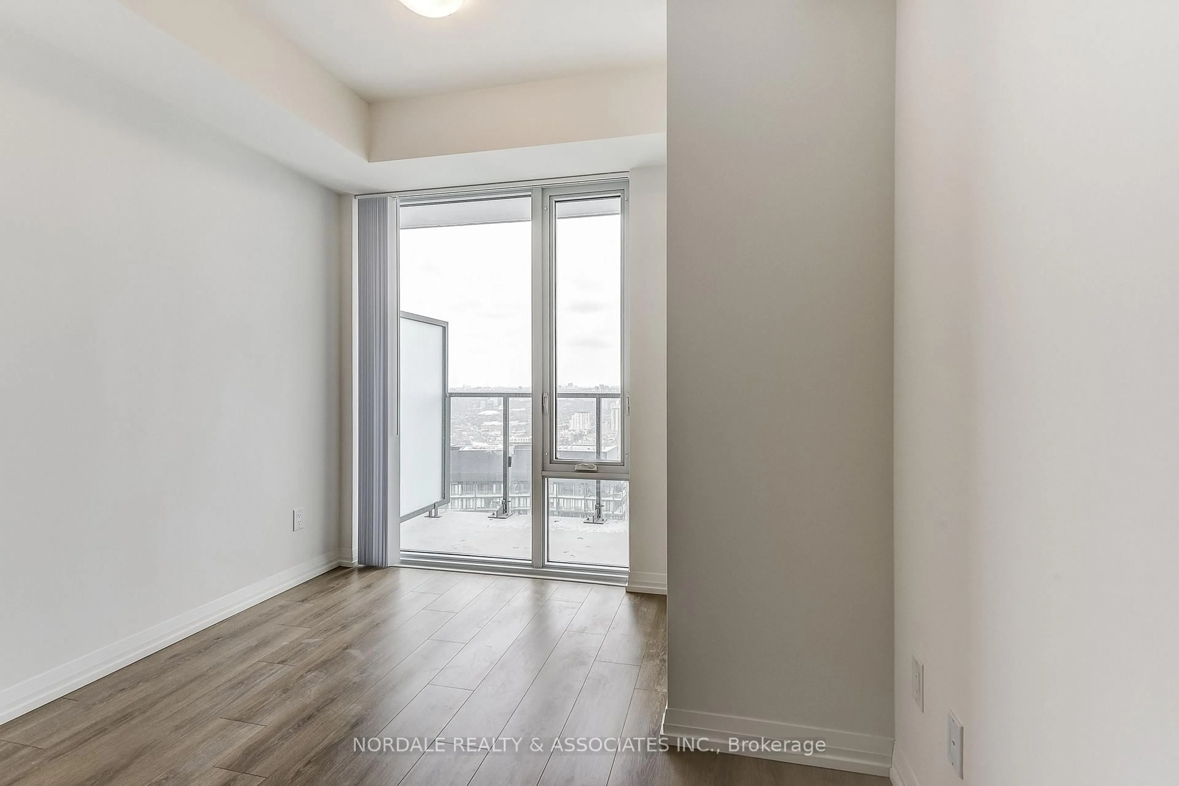 Indoor entryway for 28 Widmer St #3127, Toronto Ontario M5V 0T2