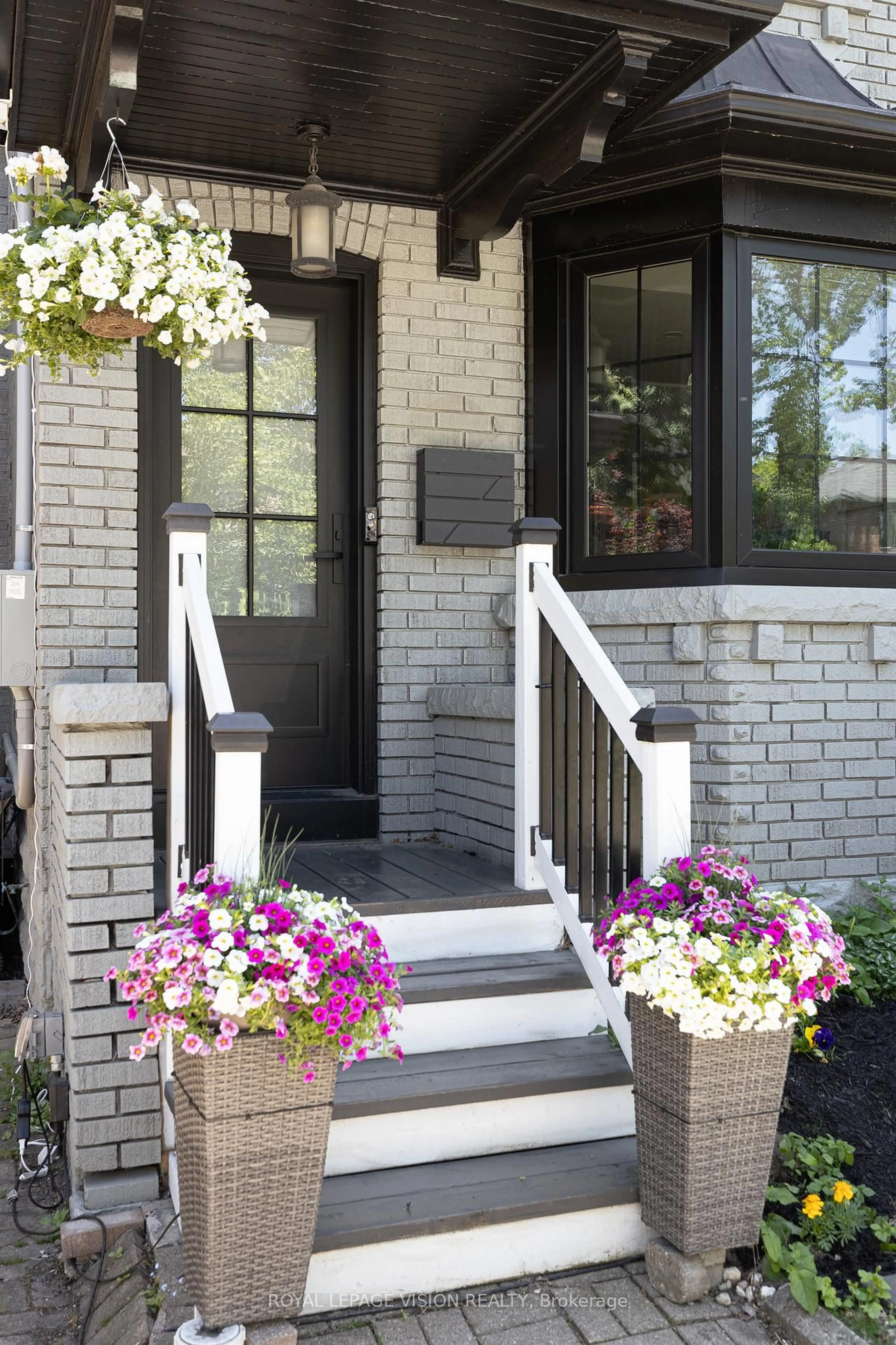 Home with brick exterior material, street for 221 Bedford Park Ave, Toronto Ontario M5M 1J4