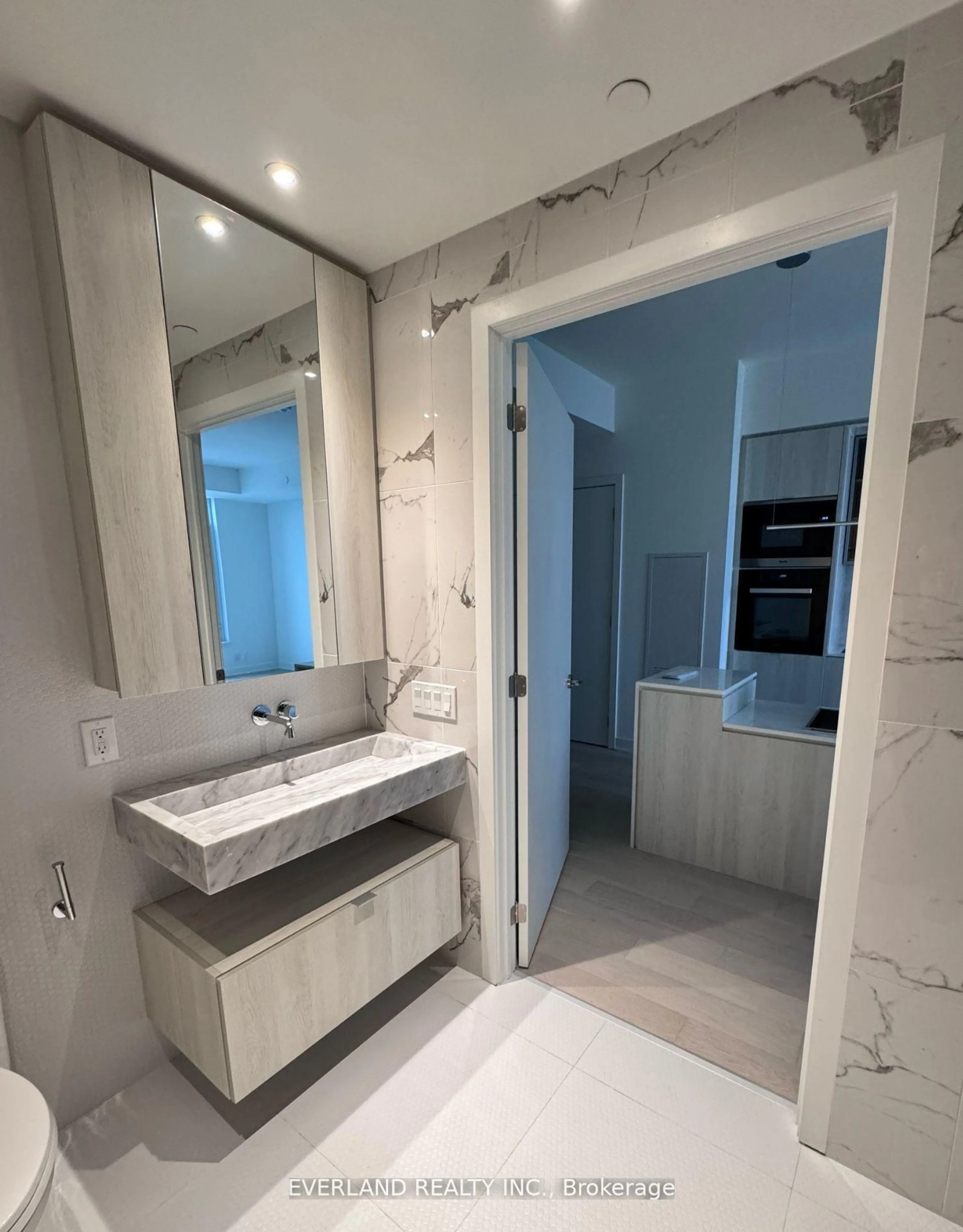 Contemporary bathroom, ceramic/tile floor for 11 Yorkville Ave #4803, Toronto Ontario M4W 1L2