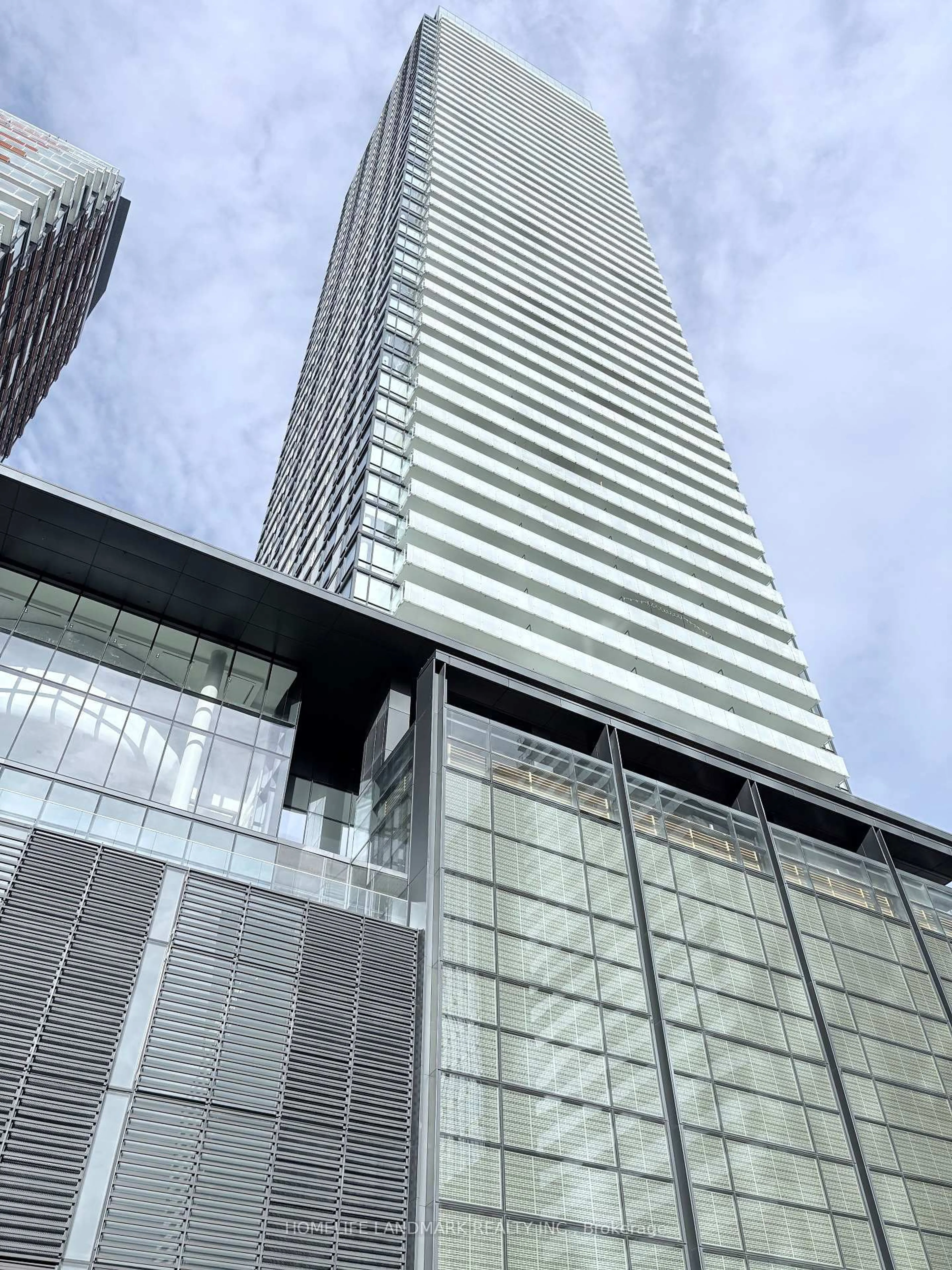 Unknown for 501 Yonge St #2001, Toronto Ontario M4Y 0G8