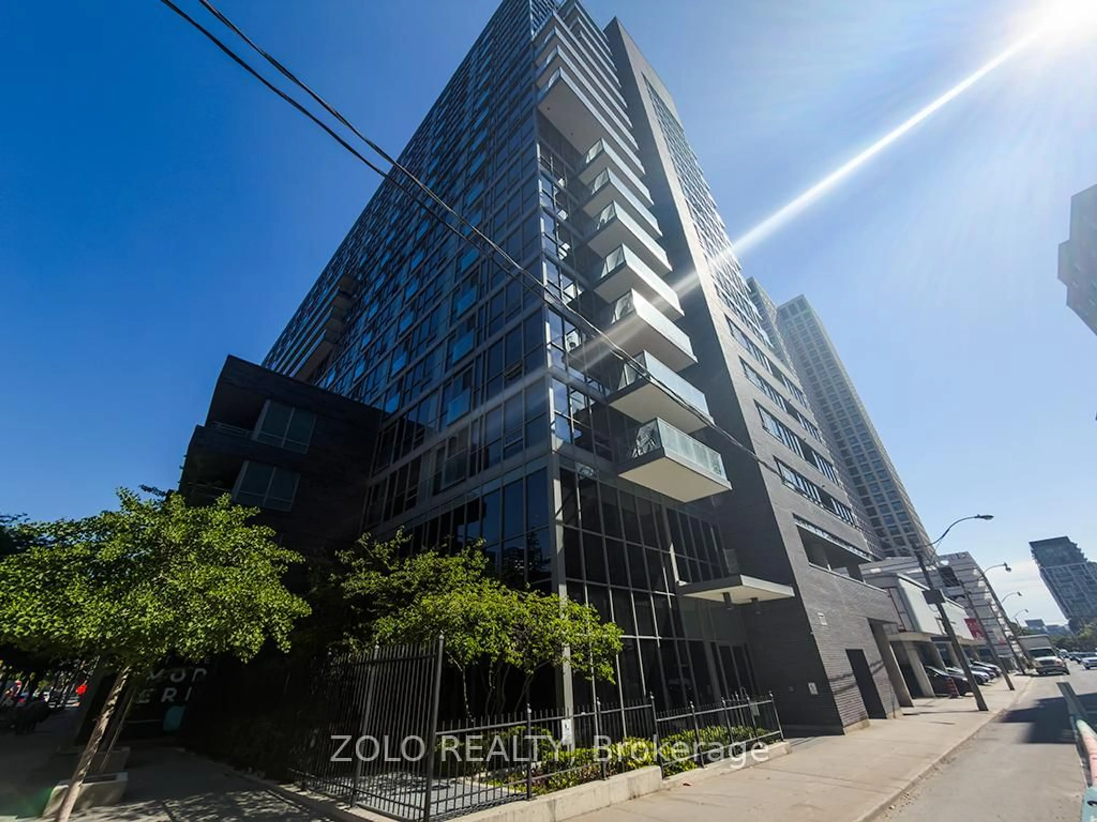 Unknown for 320 Richmond St #817, Toronto Ontario M5A 1P9