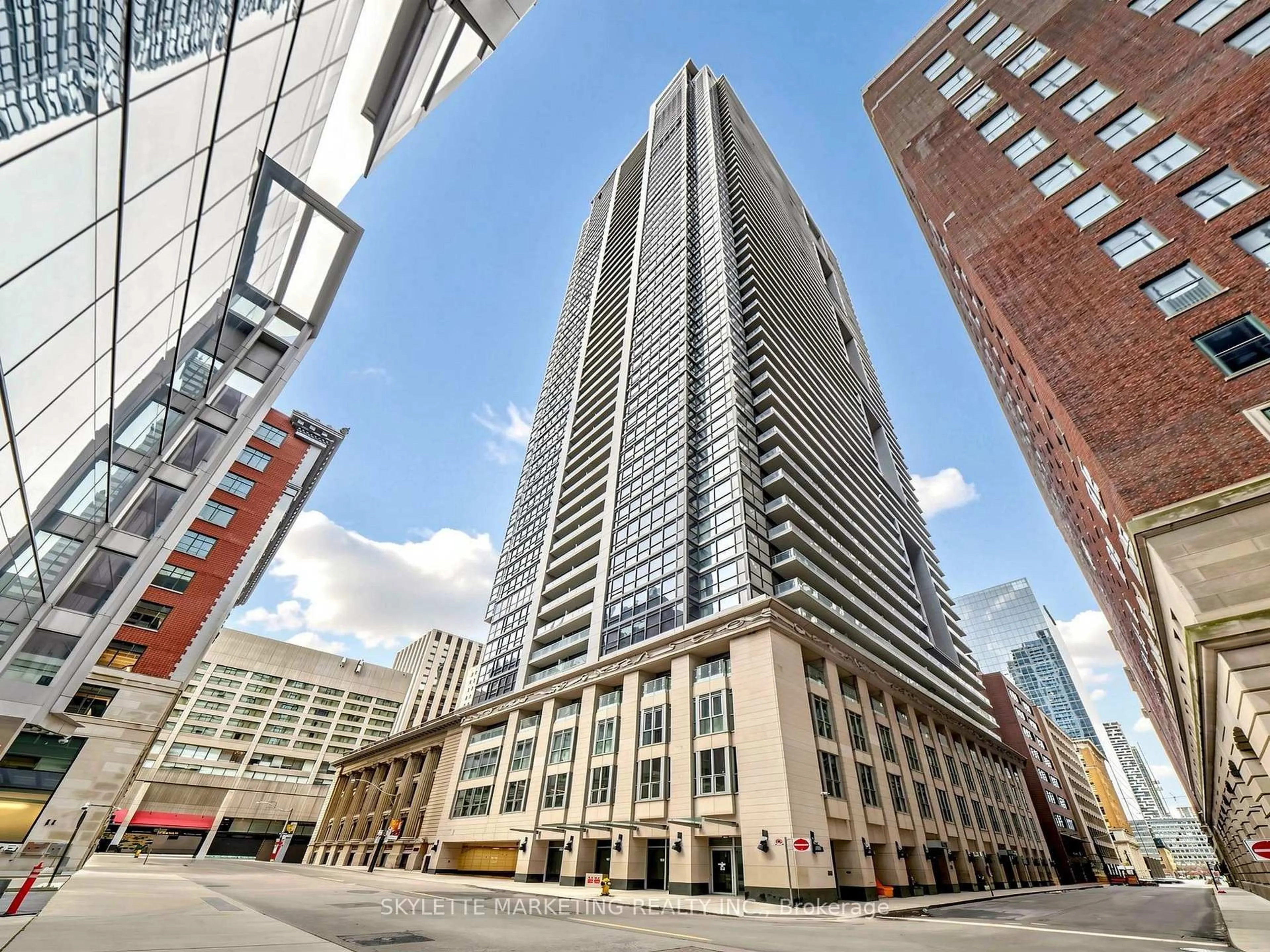 Unknown for 70 Temperance St #2307, Toronto Ontario M5H 0B1