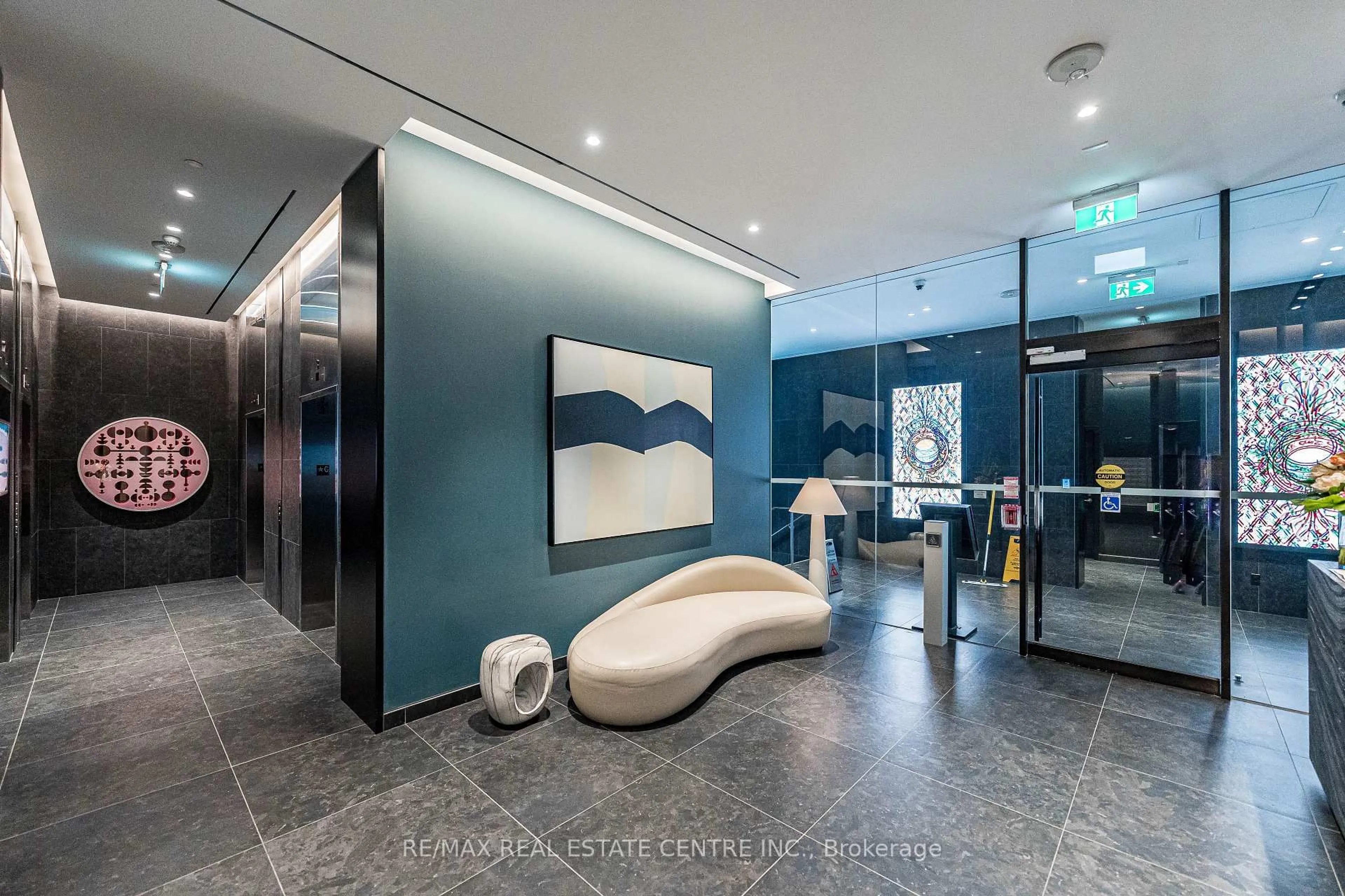 Lobby for 25 Richmond St #312, Toronto Ontario M5C 1N7