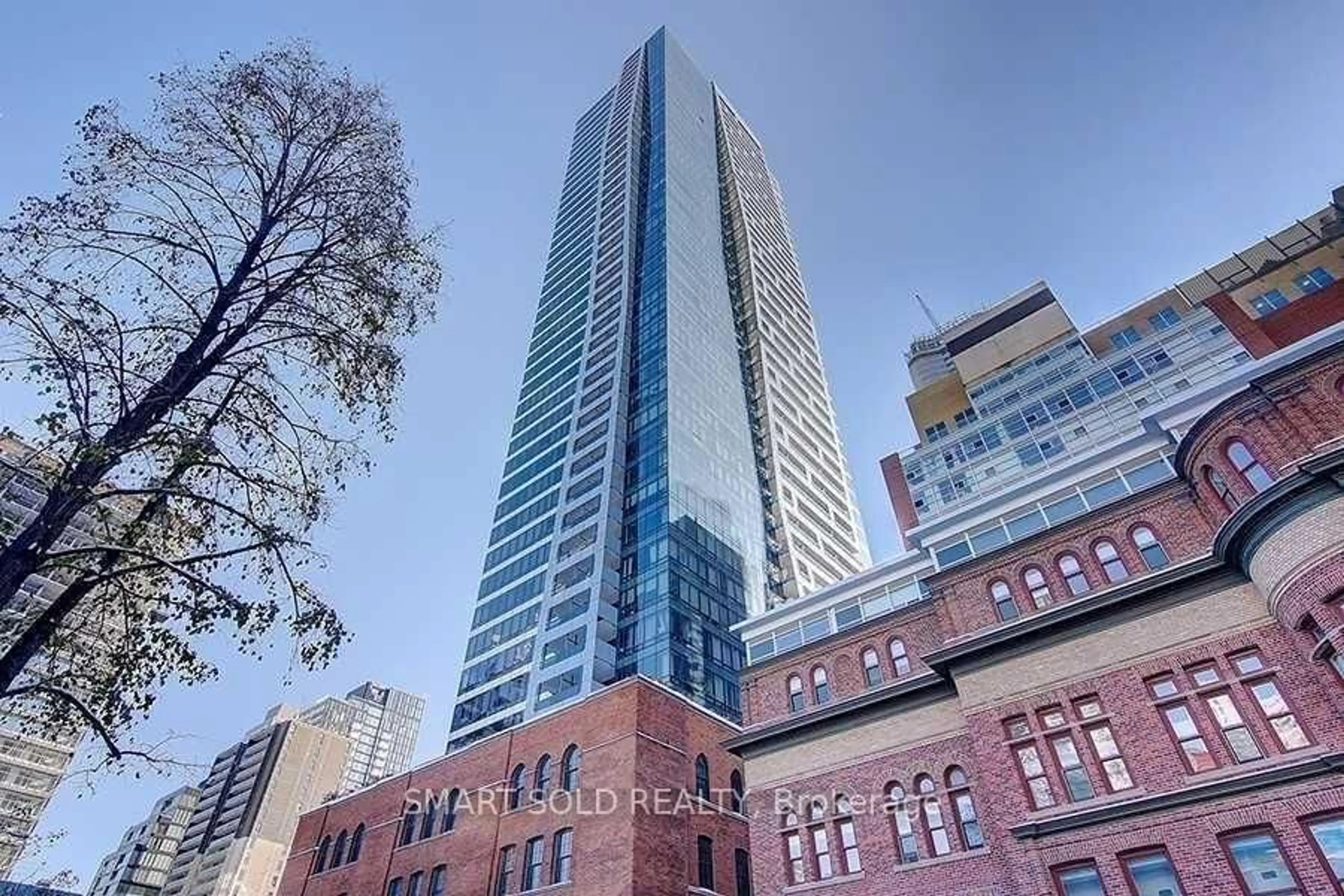 Unknown for 5 St Joseph St #323, Toronto Ontario M4Y 1J6
