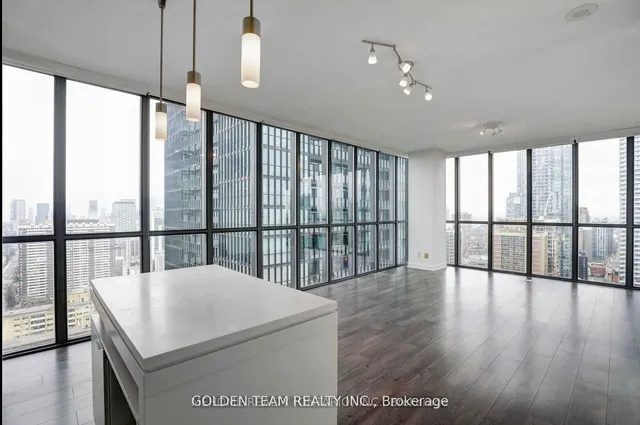 110 Charles St #2103, Toronto 3