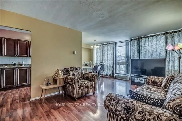 20 Sunrise Ave #308, Toronto 4