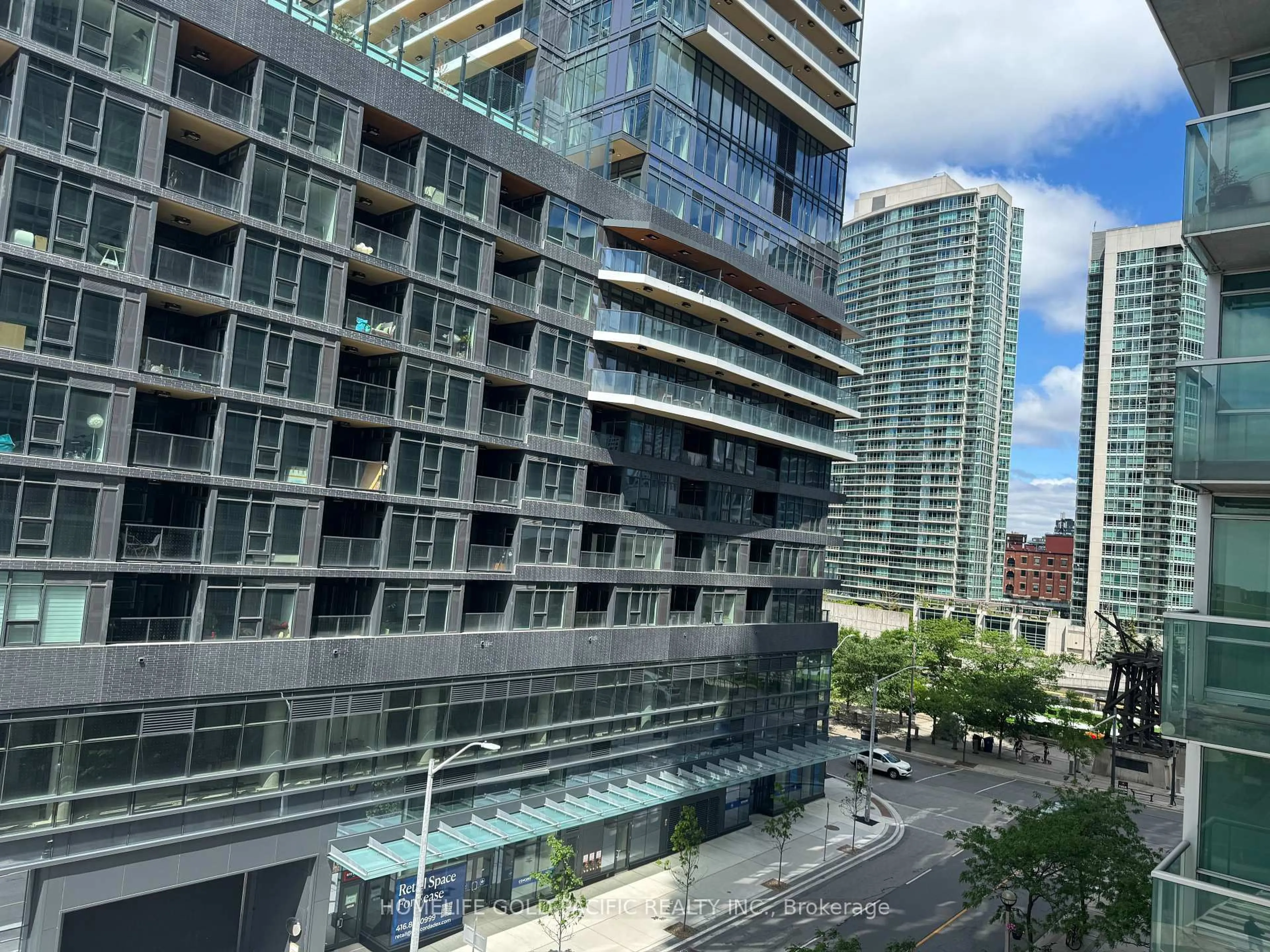 Unknown for 81 Navy Wharf Crt #705, Toronto Ontario M5V 3S2