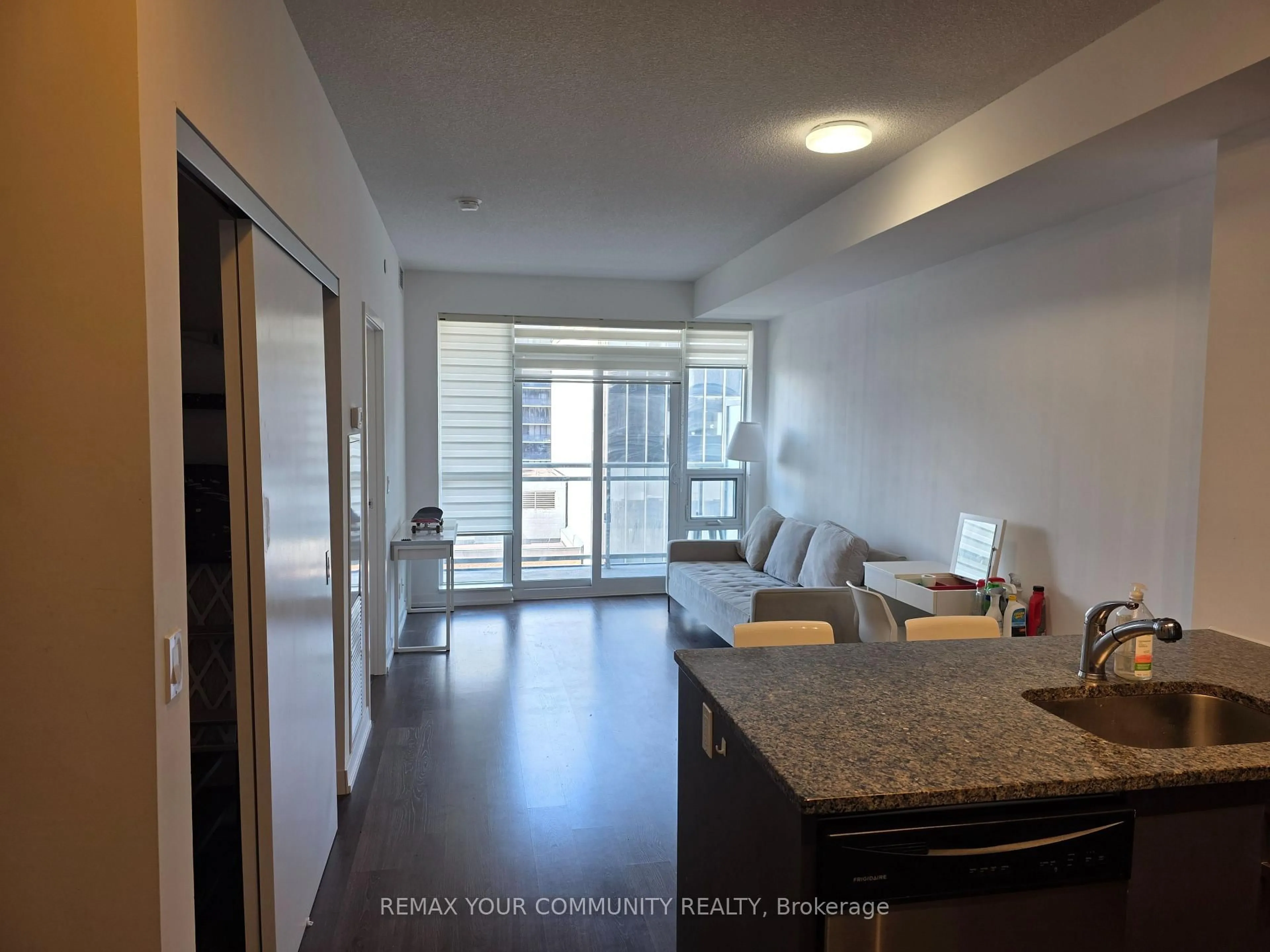 Unknown for 89 Dunfield Ave #1004, Toronto Ontario M4S 0A4