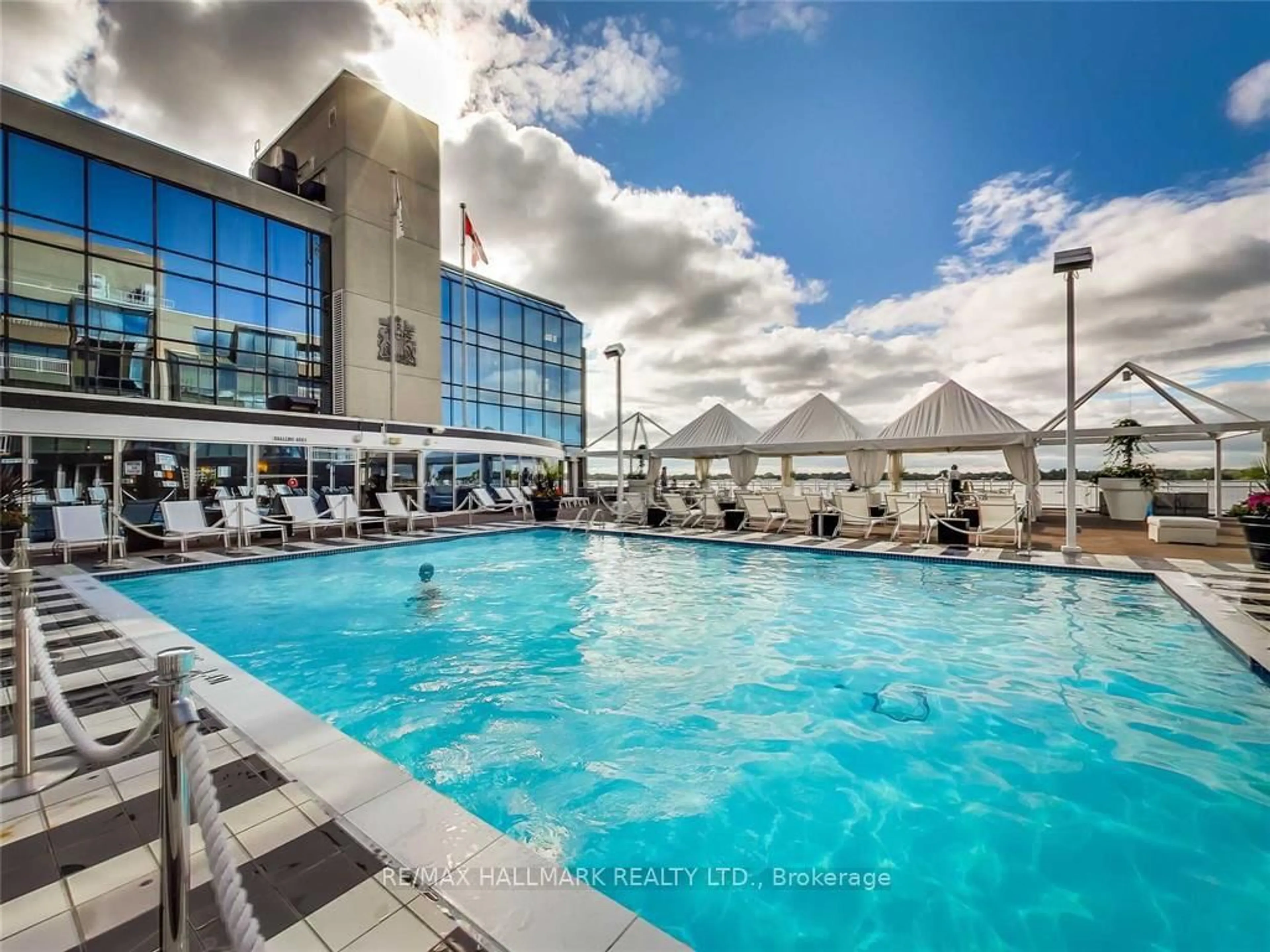 Pool for 251 Queens Quay #404, Toronto Ontario M5J 2N6