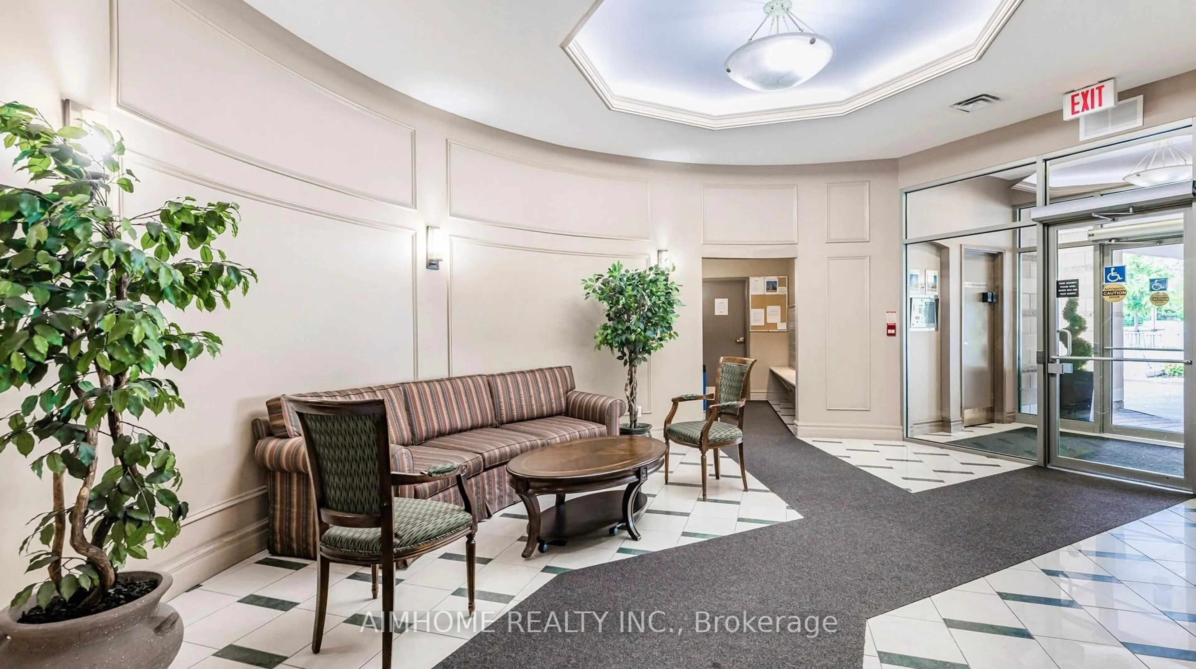 Lobby for 4200 Bathurst St #609, Toronto Ontario M3H 6C7