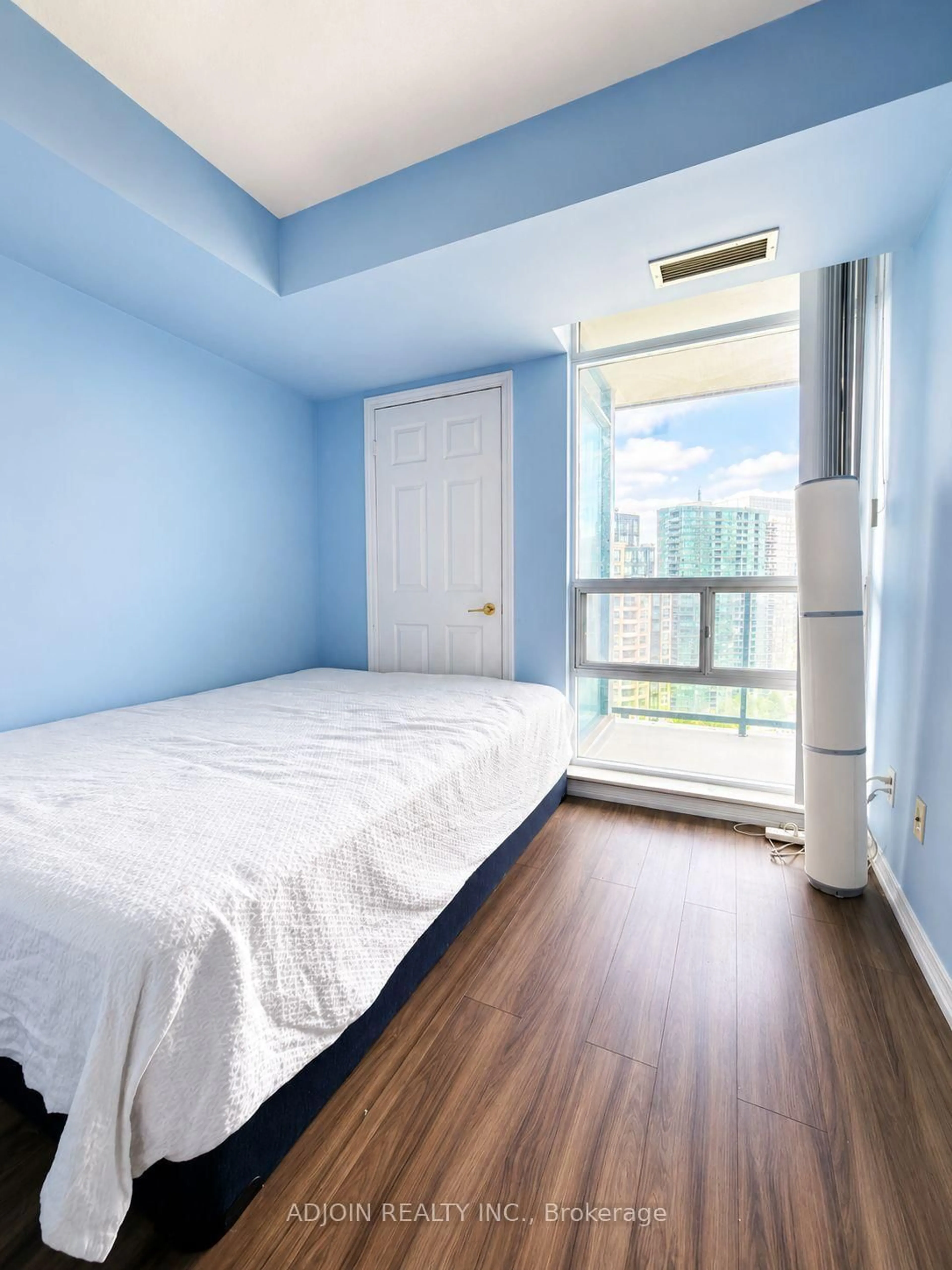 Bedroom with bed, unknown for 5508 Yonge St #2308, Toronto Ontario M2N 7L2