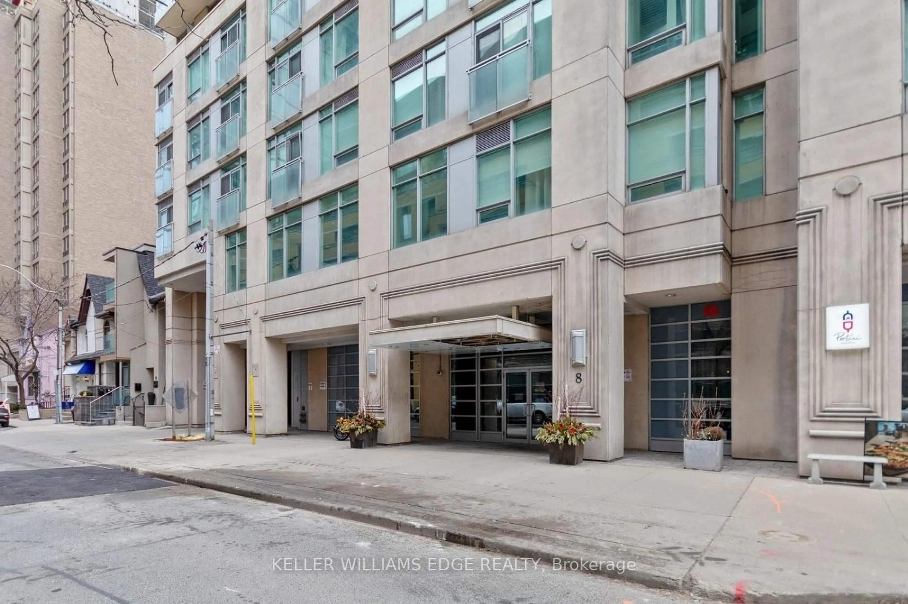 Indoor foyer for 8 Scollard St #1408, Toronto Ontario M5R 1E9