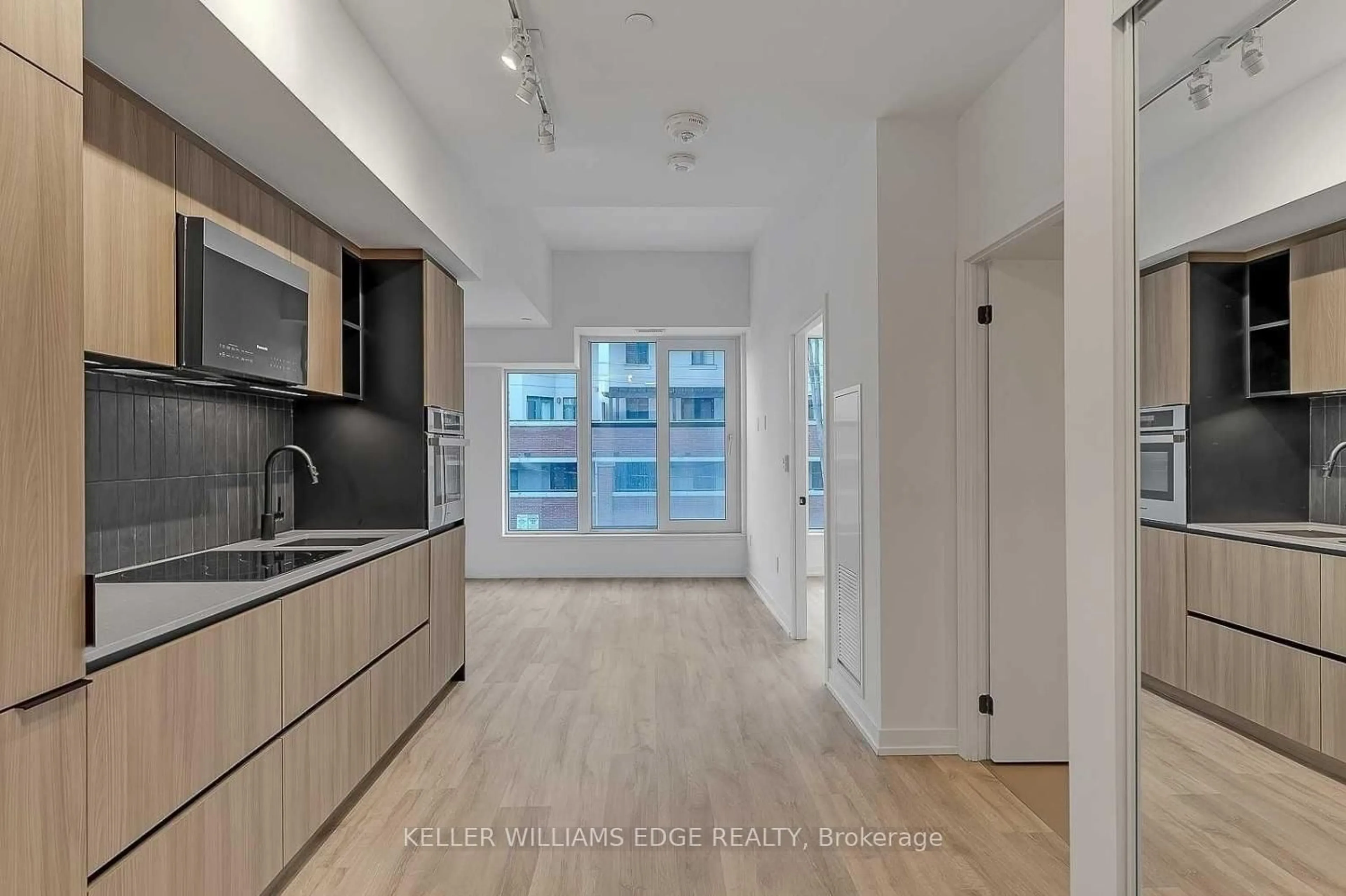 Open concept kitchen, unknown for 2 Augusta Ave #202, Toronto Ontario M5V 0T3