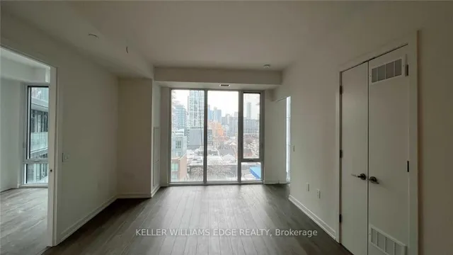 50 Power St #818, Toronto 3