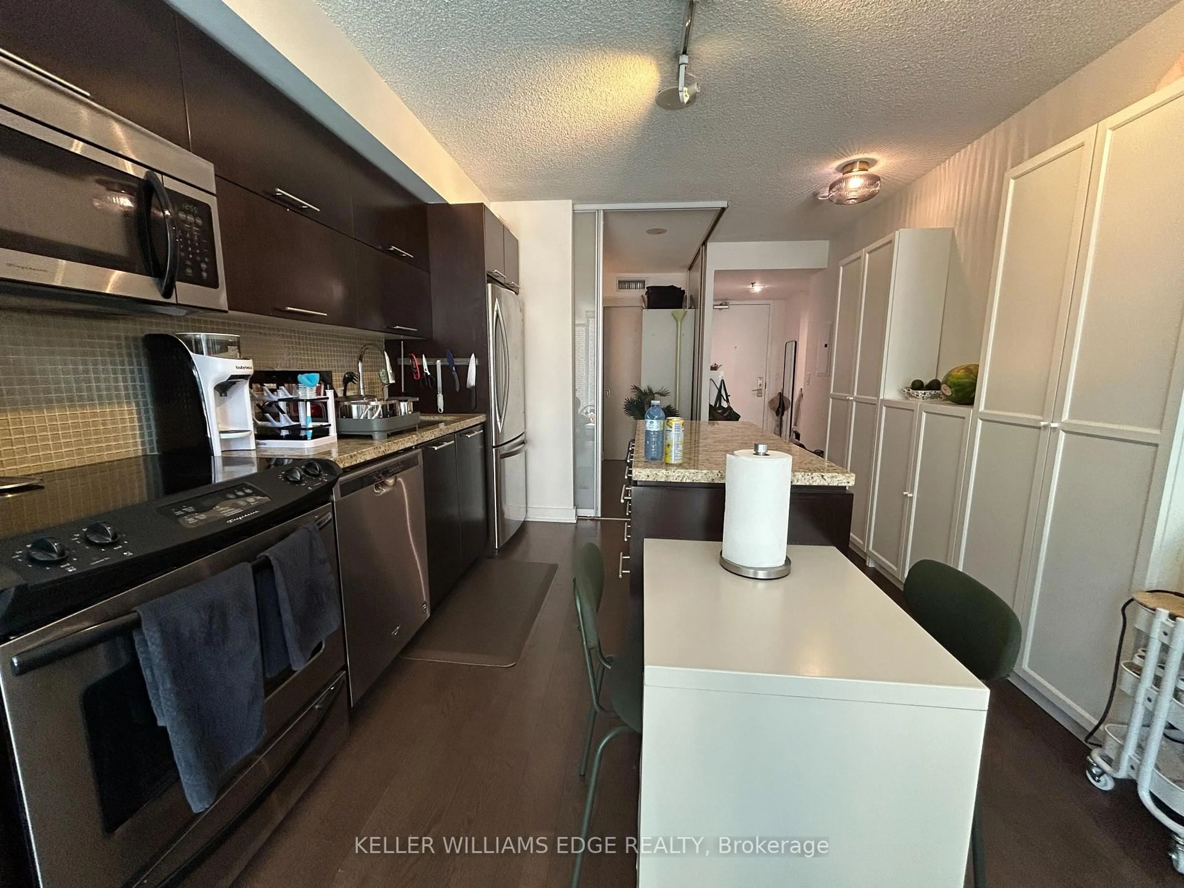 Open concept kitchen, unknown for 21 Nelson St #331, Toronto Ontario M5V 1T8