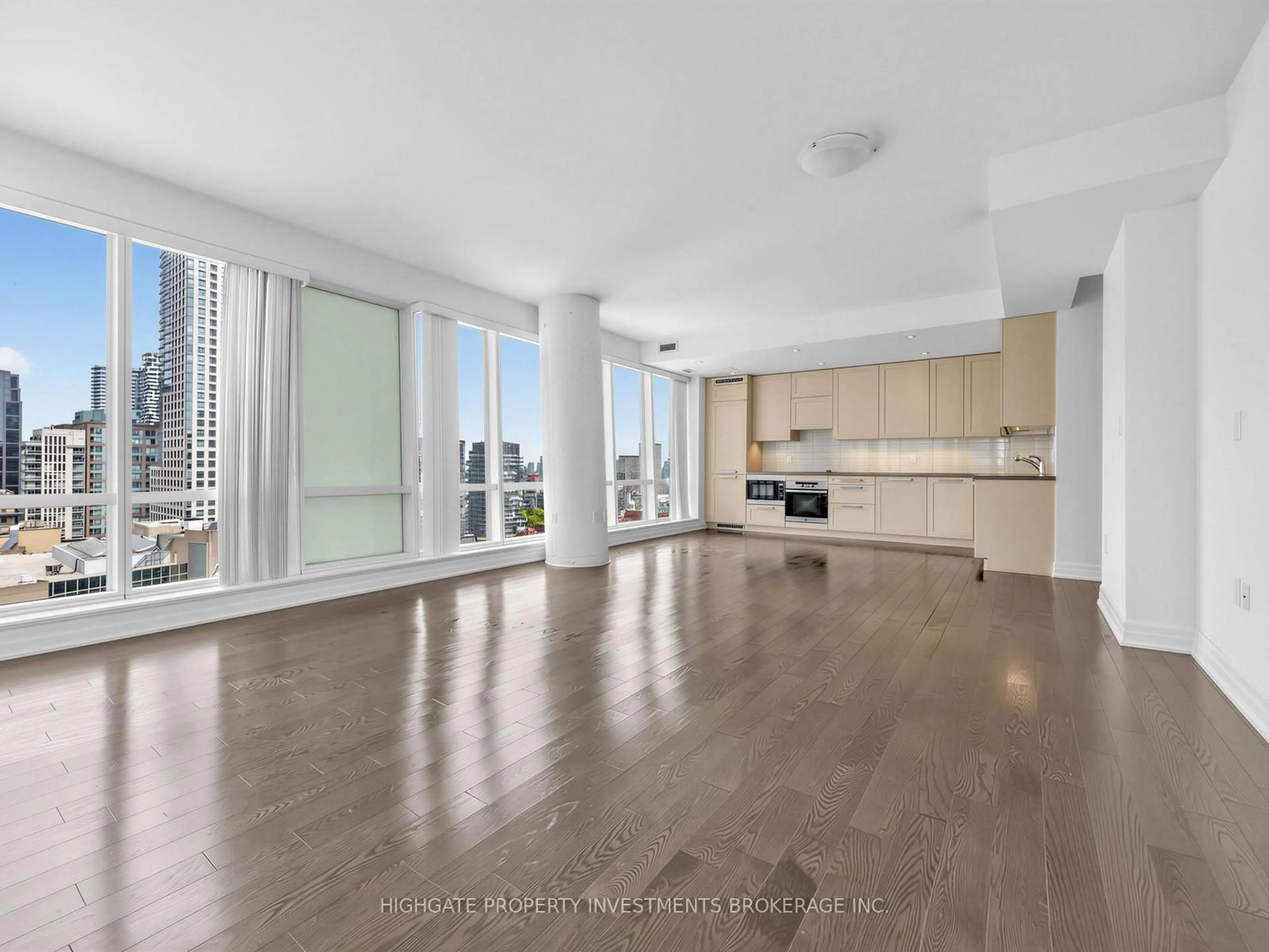 Open concept kitchen, unknown for 8 The Esplanade St #2305, Toronto Ontario M5E 0A6