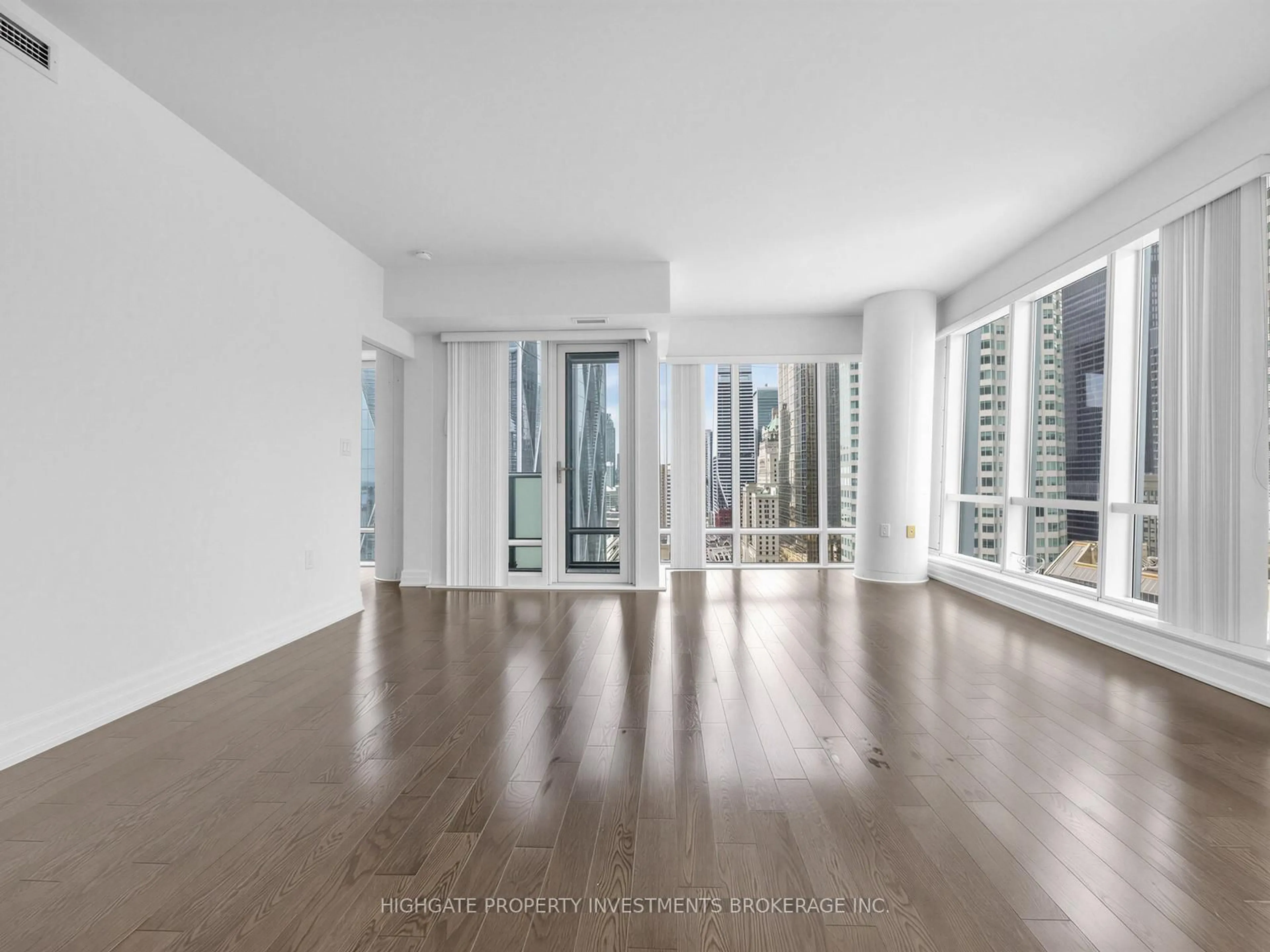Unknown for 8 The Esplanade St #2305, Toronto Ontario M5E 0A6