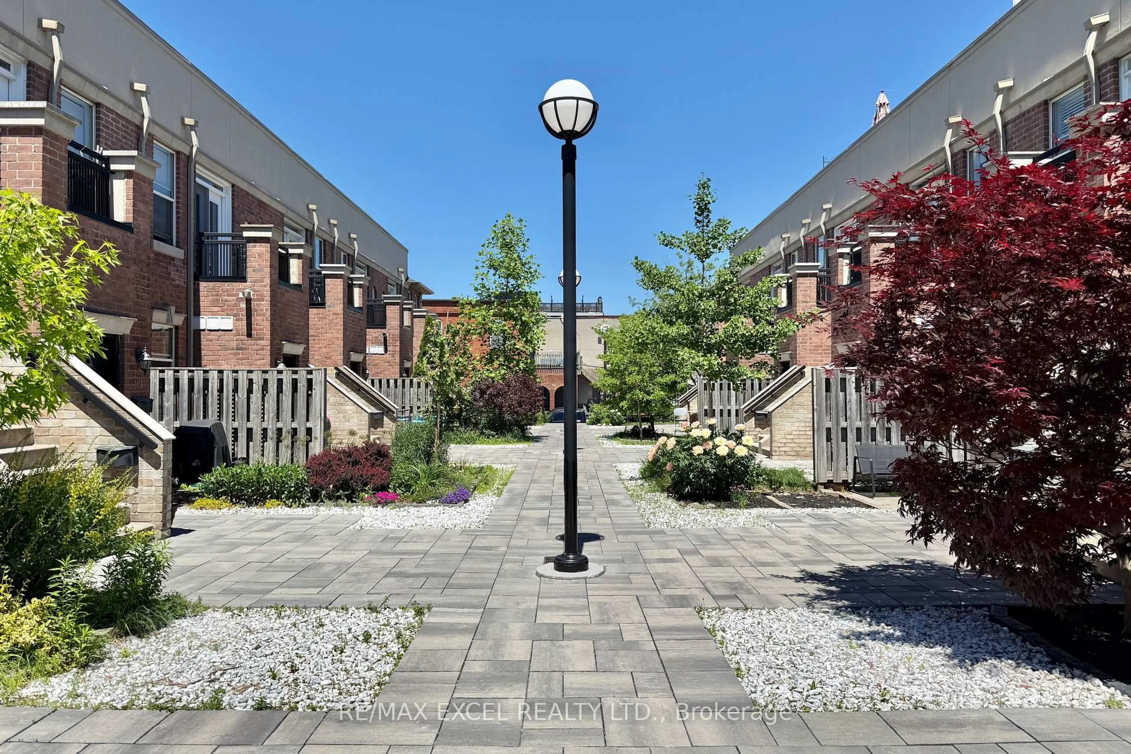 Patio, street for 51 Halton St #216, Toronto Ontario M6J 1R5
