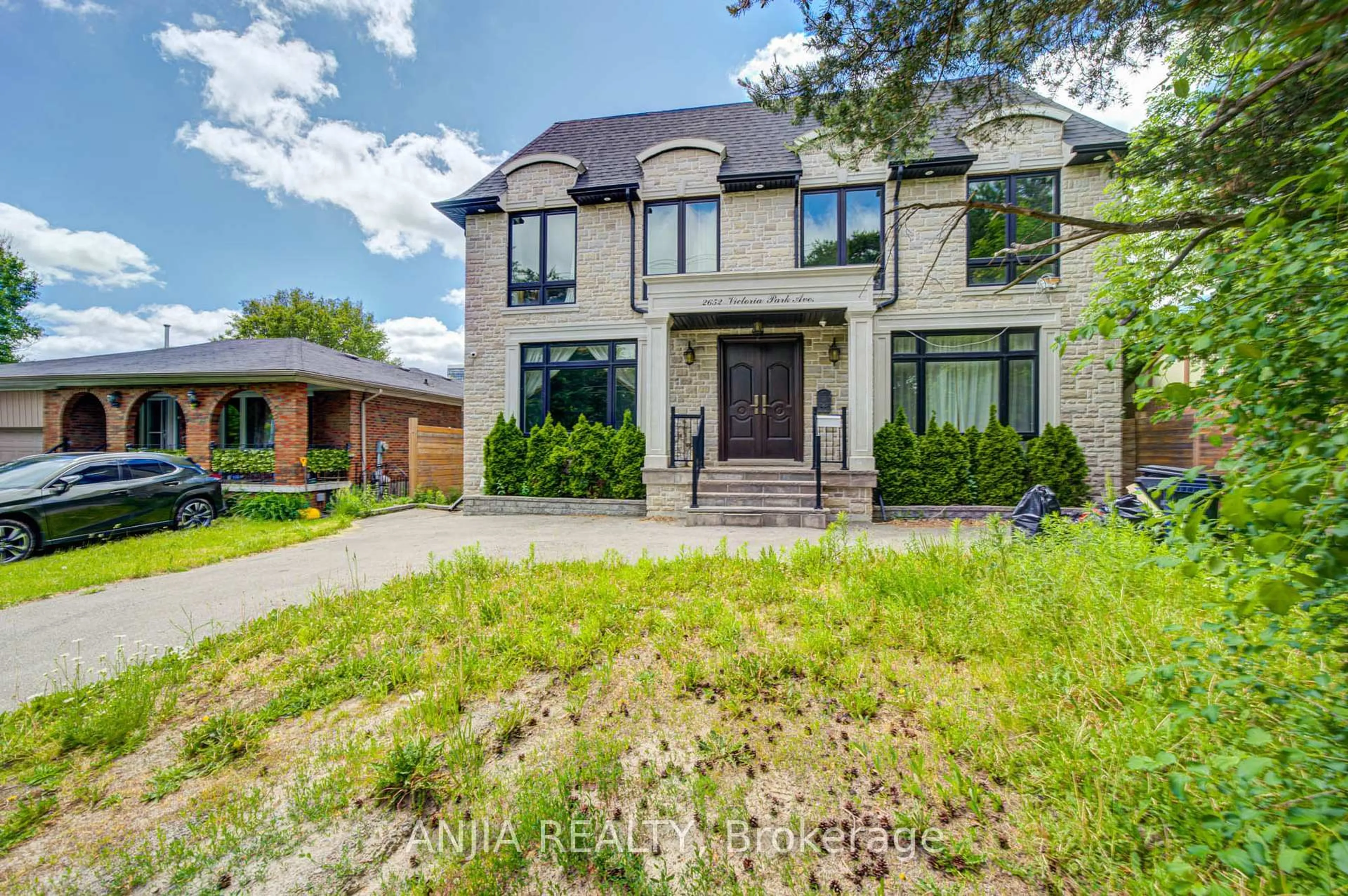 Home with brick exterior material, street for 2652 Victoria Park Ave, Toronto Ontario M2J 4A6