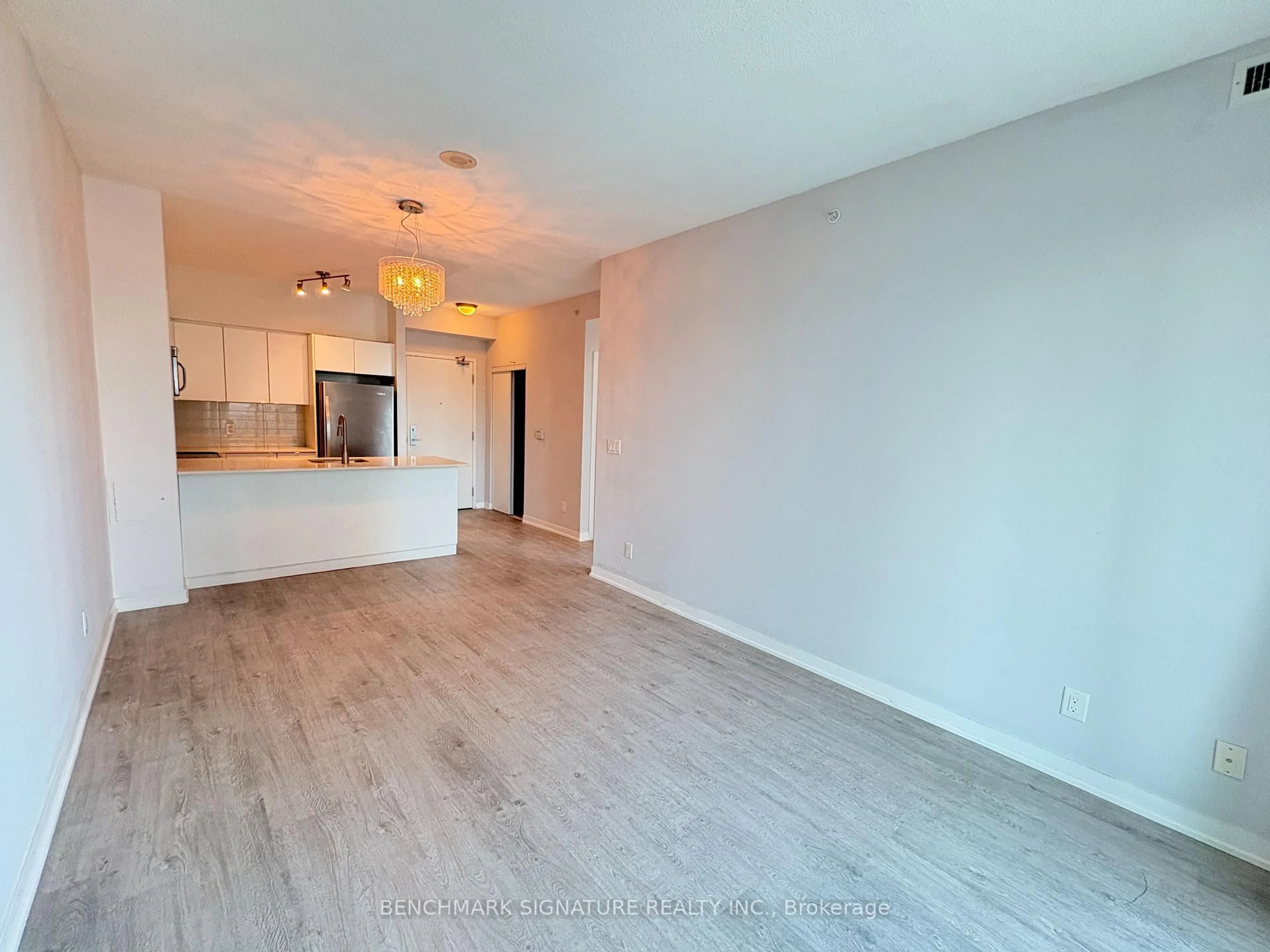 A pic of a room for 150 East Liberty St #1216, Toronto Ontario M6K 3R5