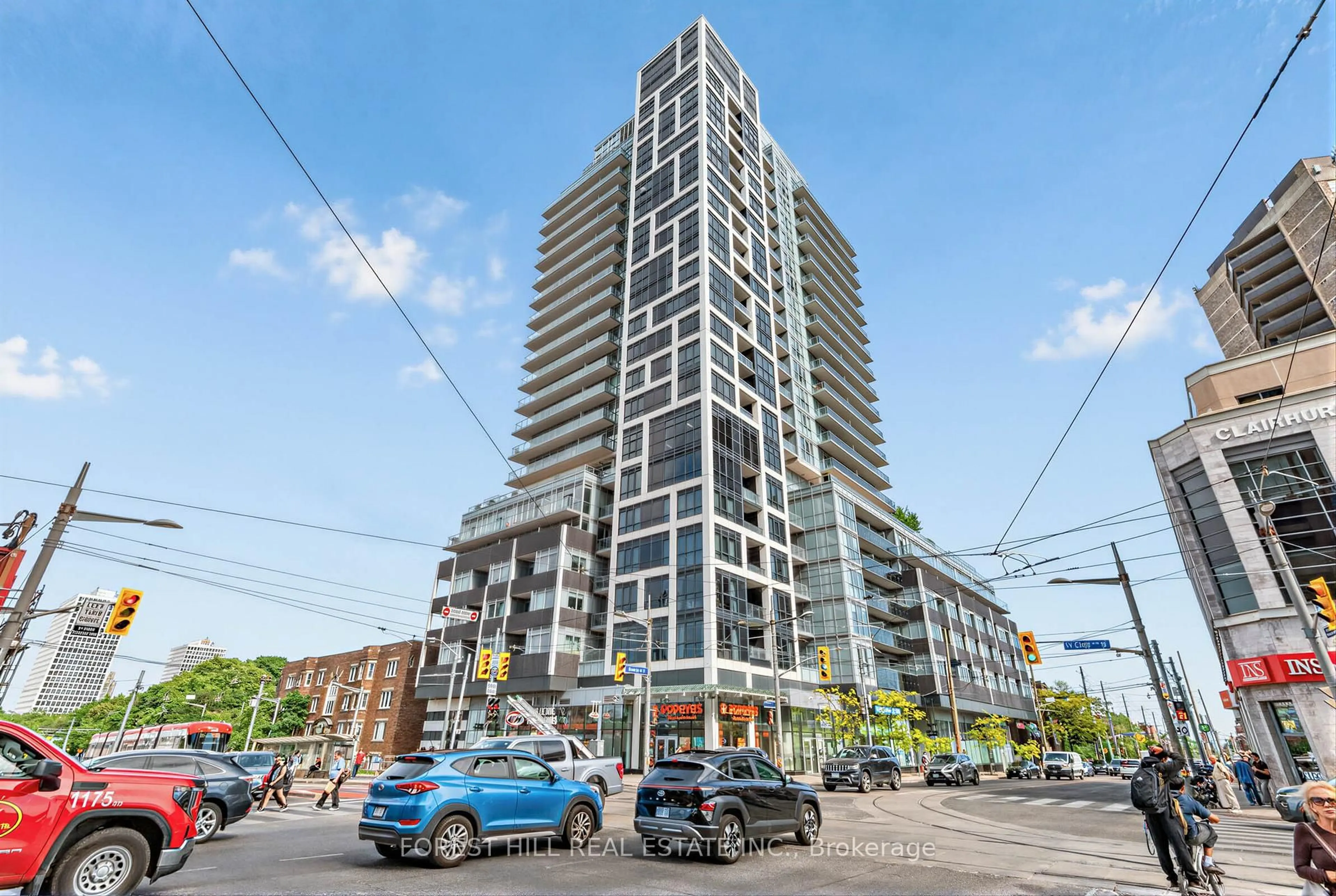 Unknown for 501 St Clair Ave #326, Toronto Ontario M5P 0A2