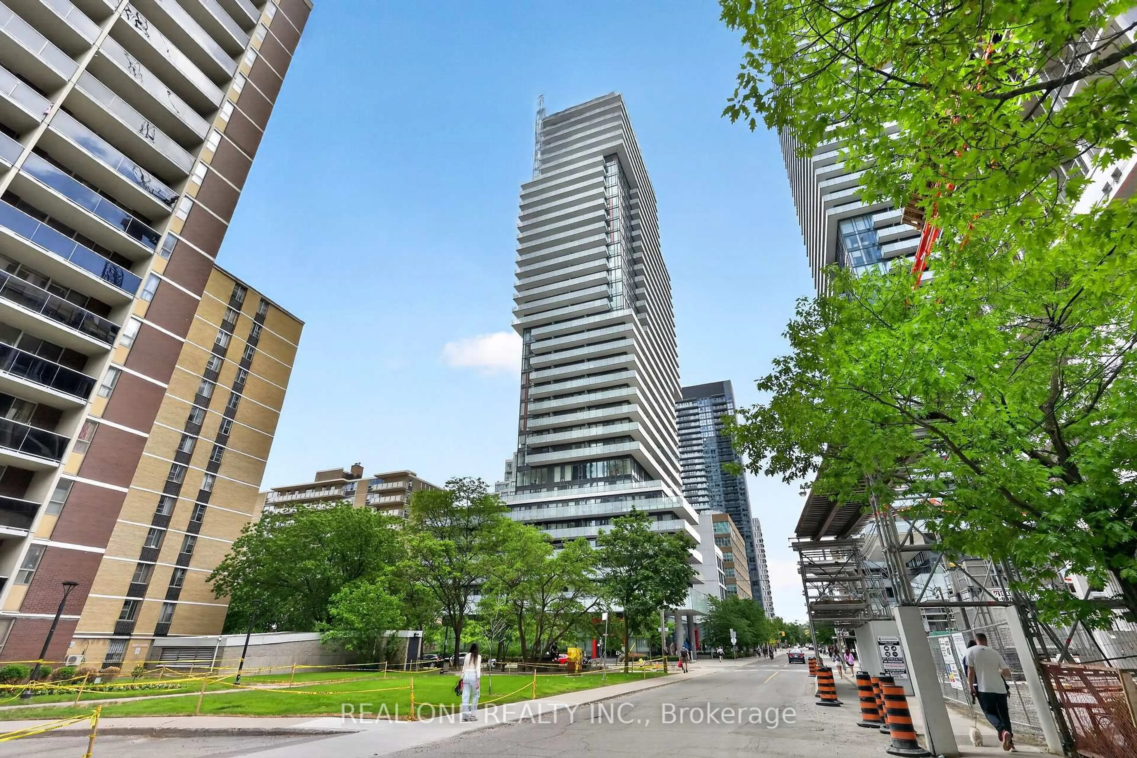 Unknown for 185 Roehampton Ave #1906, Toronto Ontario M4P 0C6