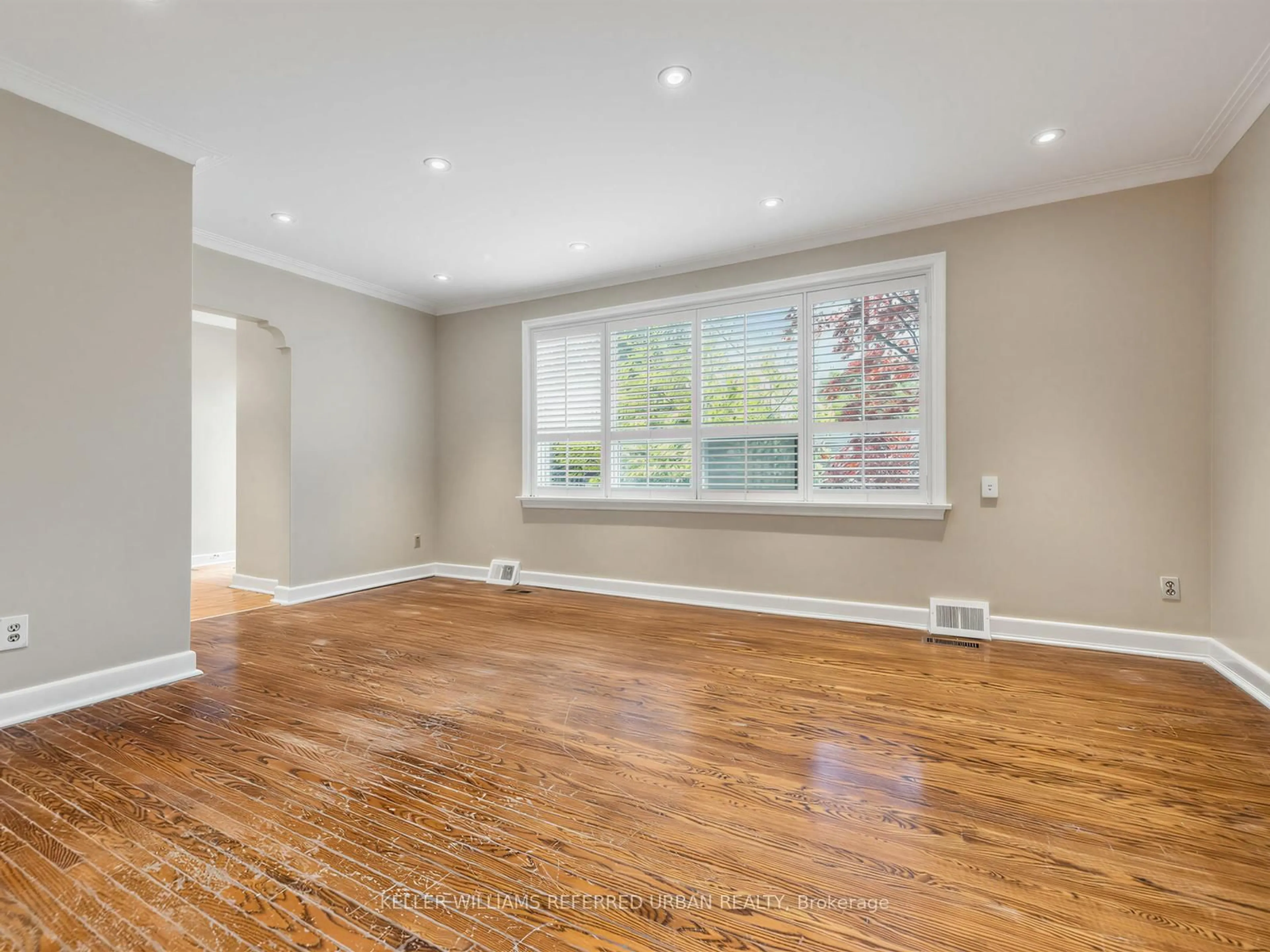 A pic of a room for 23 Yeomans Rd, Toronto Ontario M3H 3J6